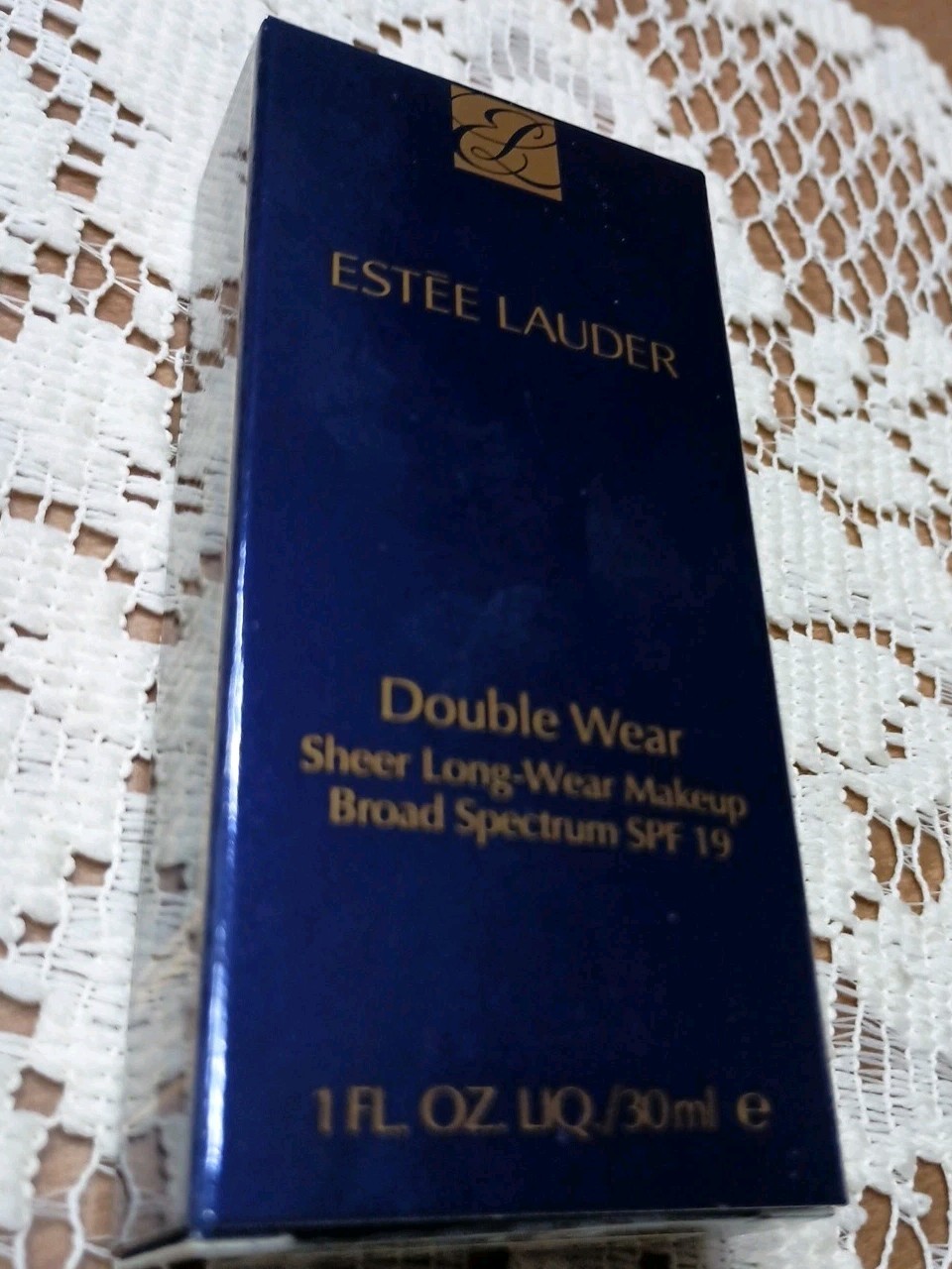 6N2~TRUFFLE ~ ESTEE LAUDER DOUBLE WEAR SHEER LONG~WEAR MAKEUP SPF 19 N.I.B