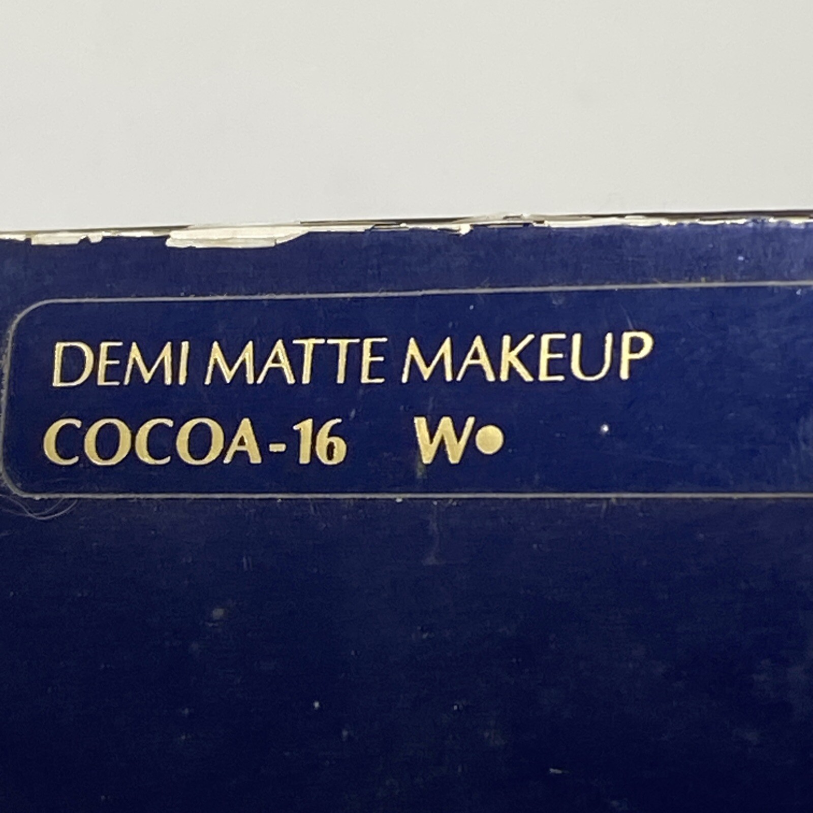Estee Lauder Demi-Matte Makeup Oil Free Cocoa #16 Size 35 ml /1.25 oz New RARE