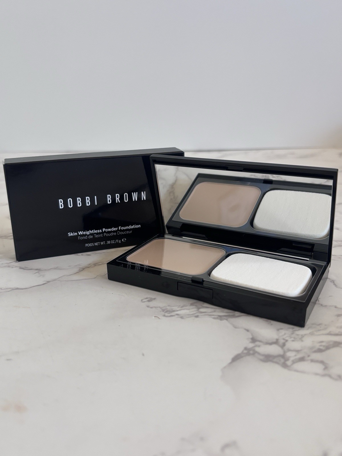 Bobbi Brown Skin Weightless Powder Foundation W-046 WARM BEIGE – 0.38 Oz. / 11 g