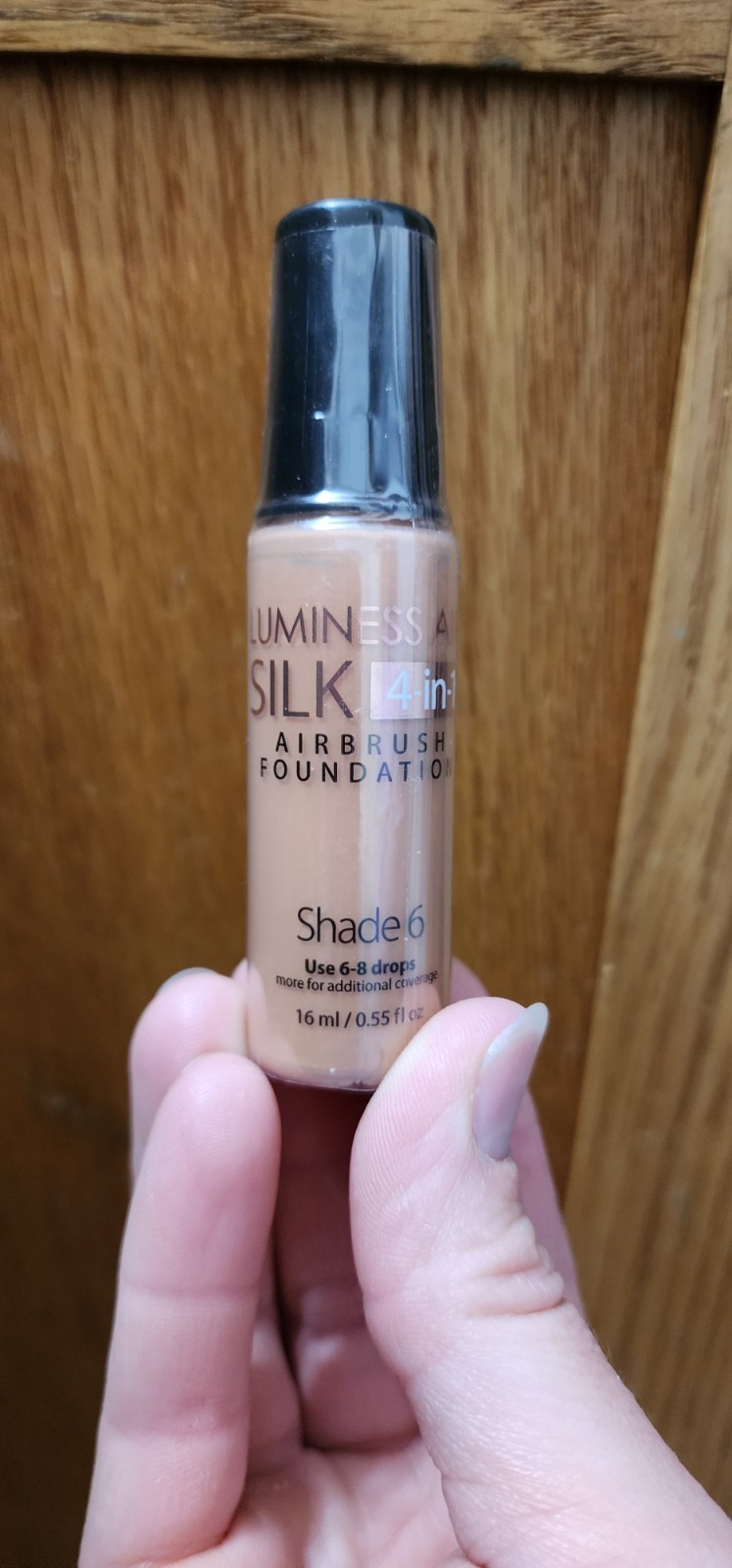 luminess airbrush spray silk foundation 4-in- 1 Shade 6 – 0.55fl Oz