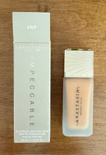 ANASTASIA BEVERLY HILLS Impeccable Blurring Matte FOUNDATION Shade 4WP NIB