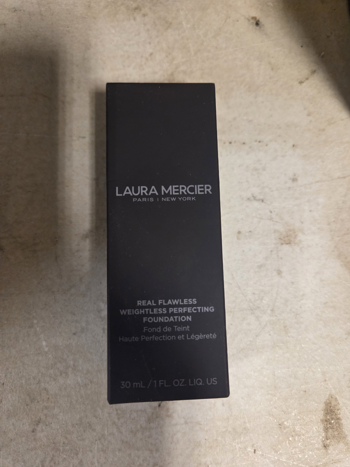 Laura Mercier Real Flawless Weightless Waterproof Foundation 2w2 Warm Linen