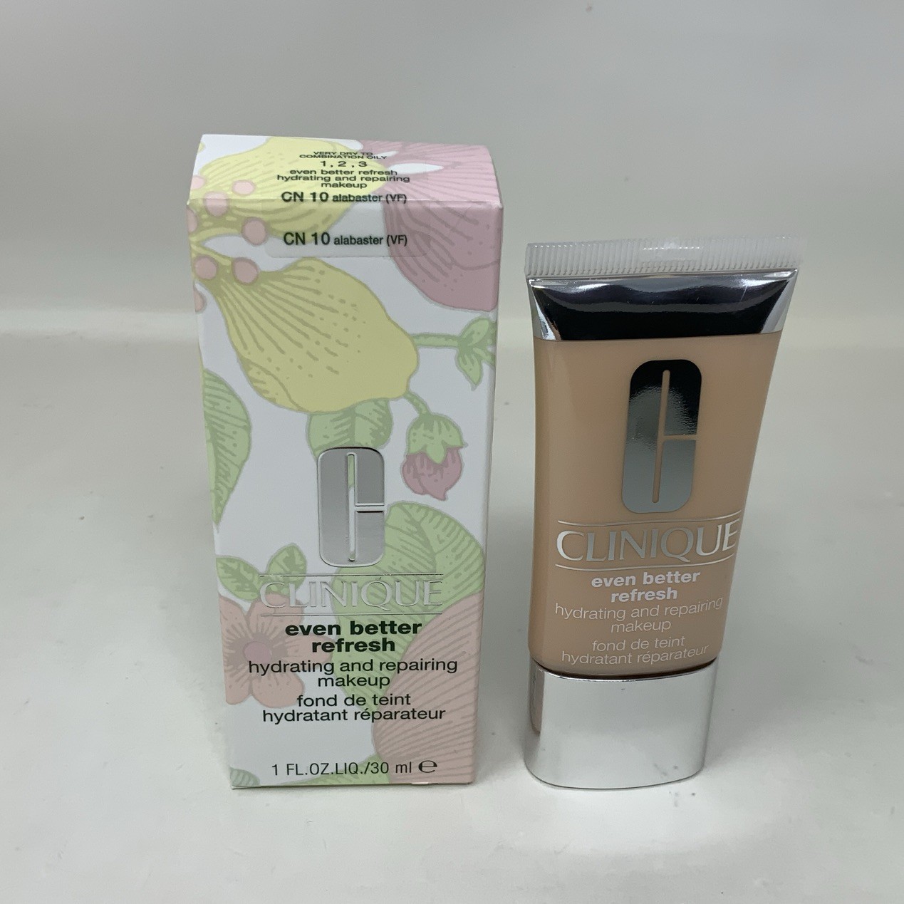 Clinique Even Better Refresh Foundation 1 Fl Oz/ 30 Ml – CN 10 Alabaster (VF)