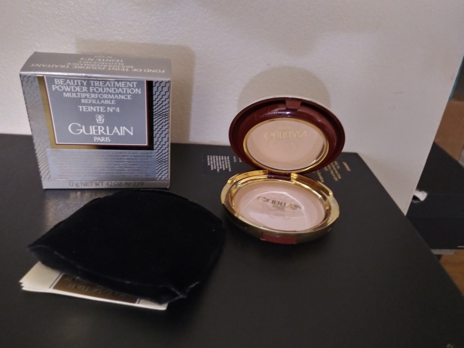 Guerlain Beauty Treatment Powder Foundation Multiperformance Refillable No 4
