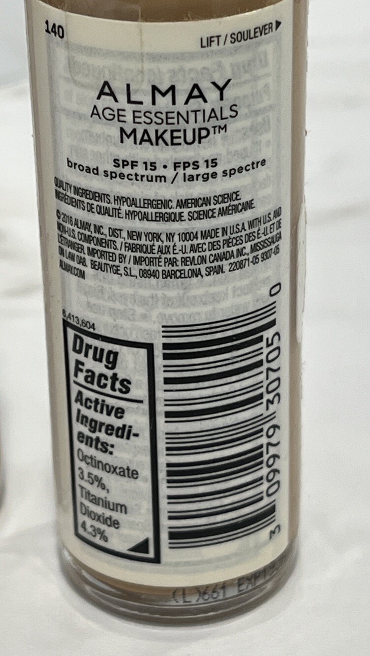 2 Almay Age Essentials Makeup Multi-Benefit SPF 15 140 Light / Medium Warm 1 oz