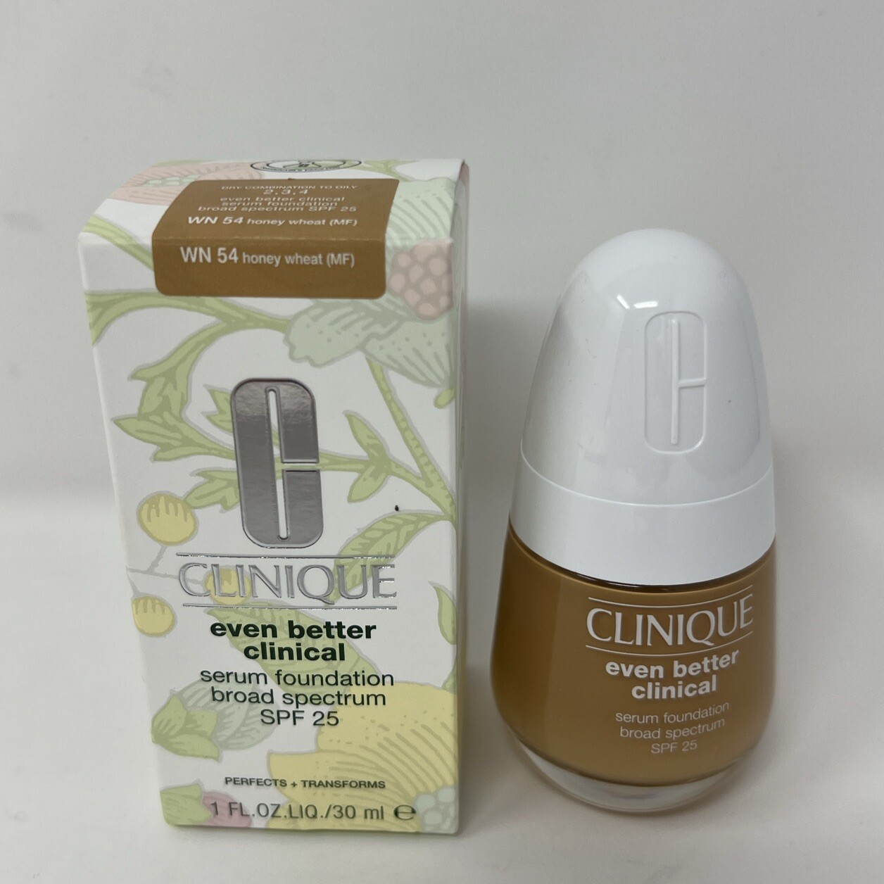 CLINIQUE Even Better Clinical Serum Foundation WN54 HONEY WHEAT☆ NIB Code 24