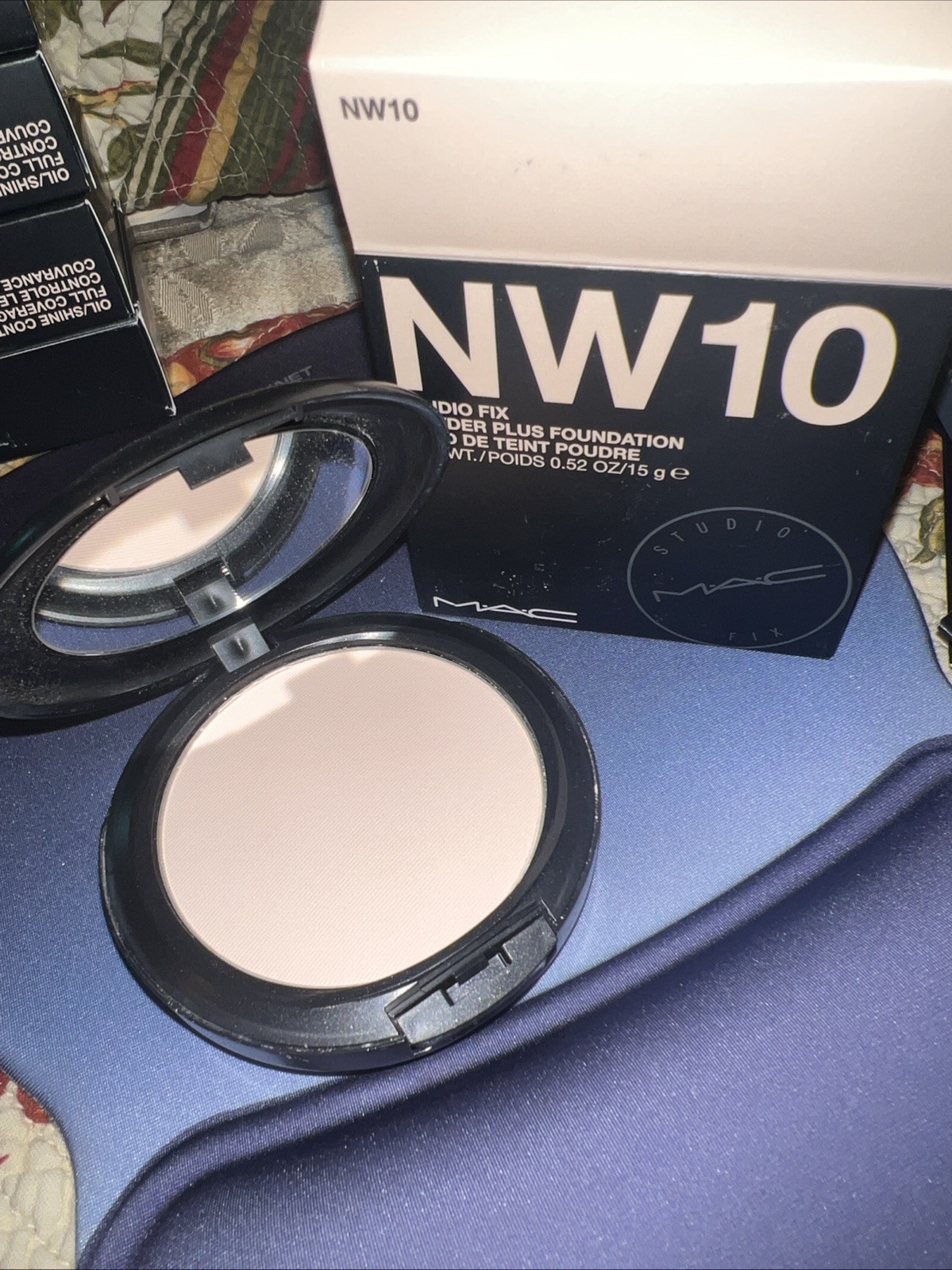 MAC Cosmetics Studio Fix Powder Plus Foundation NW10 / 0.52 oz/ 15 g