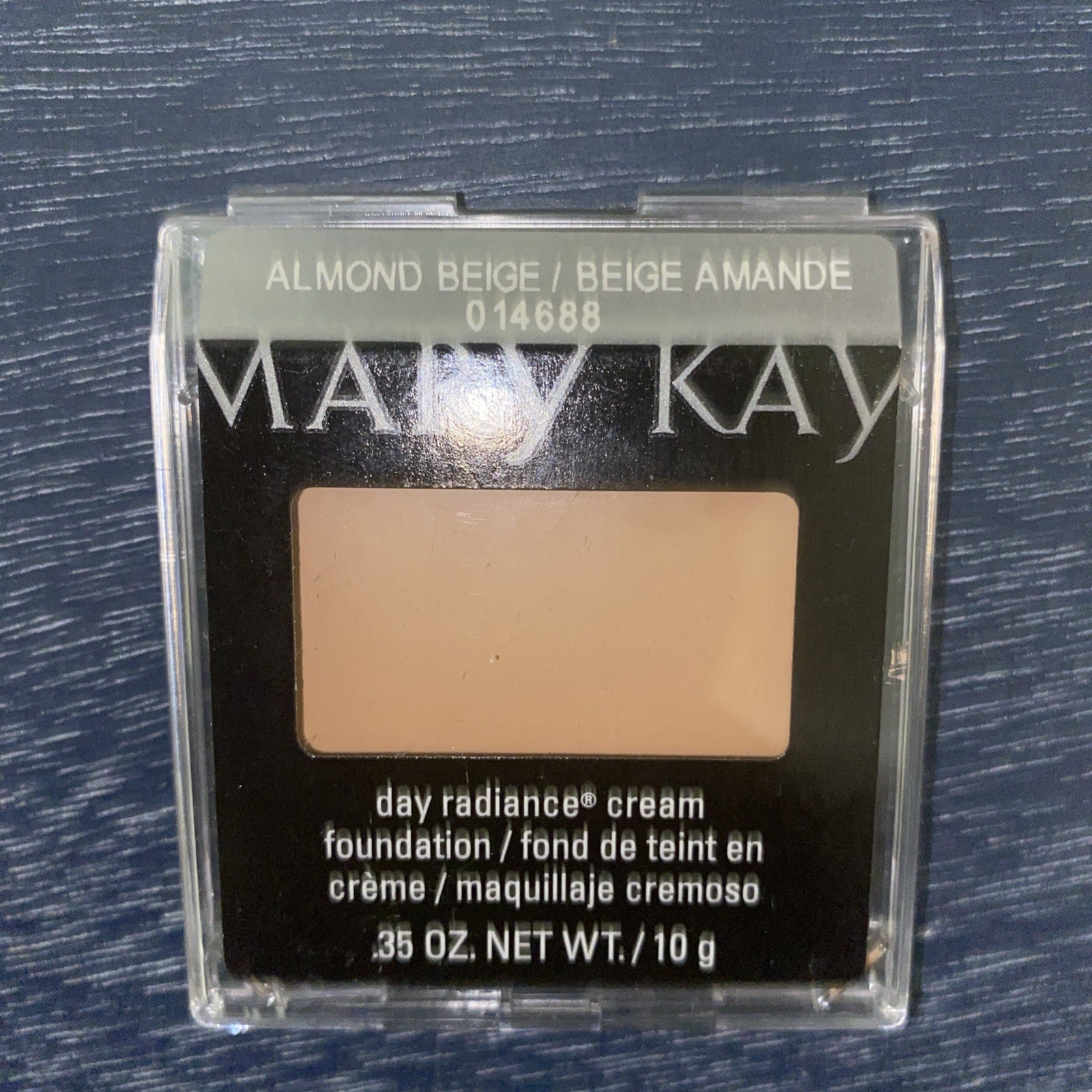 RARE New Mary Kay DAY RADIANCE CREAM Foundation ALMOND BEIGE Discontinued