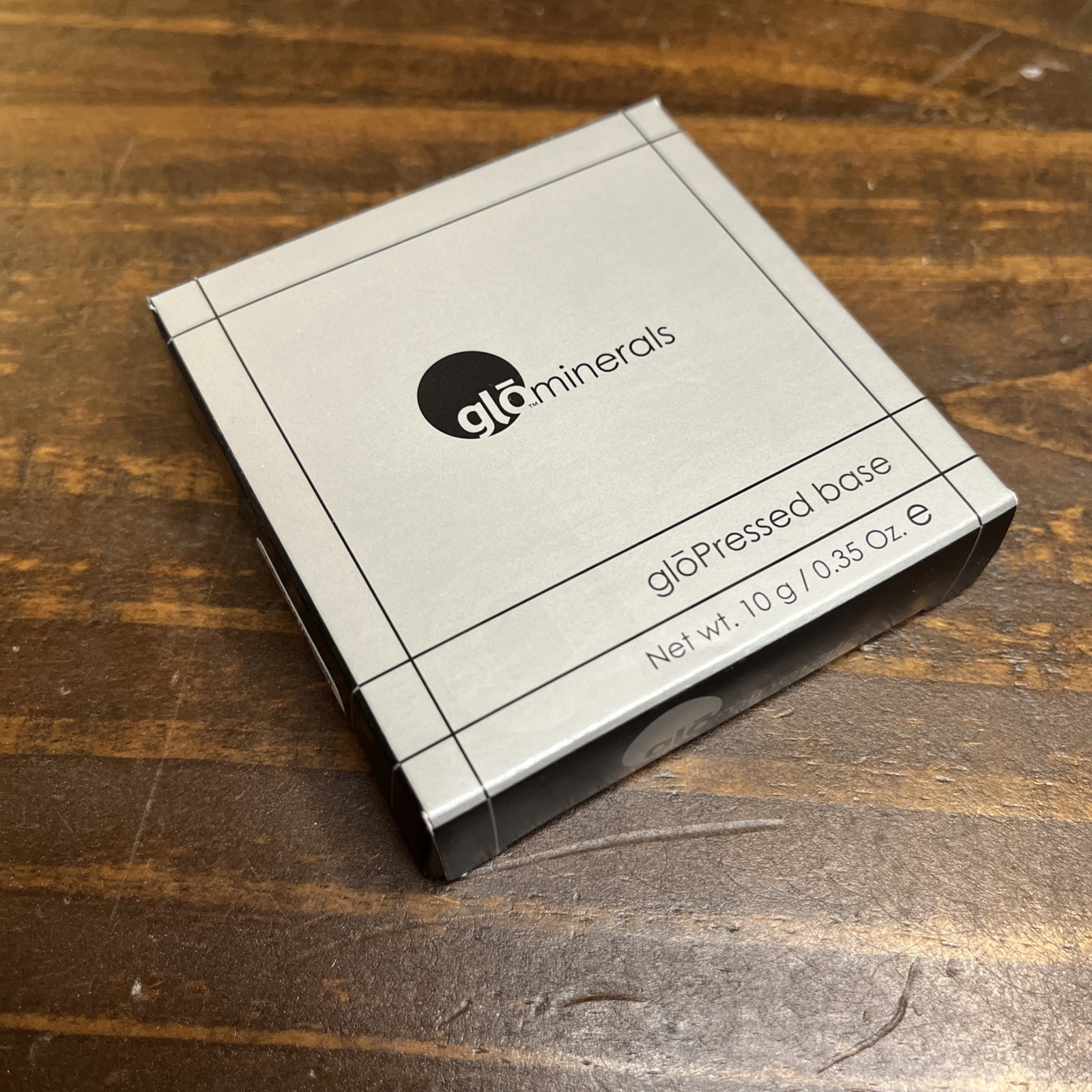 gloMinerals Pressed Base Natural FAIR .35 oz / 9.9 grams new in Box
