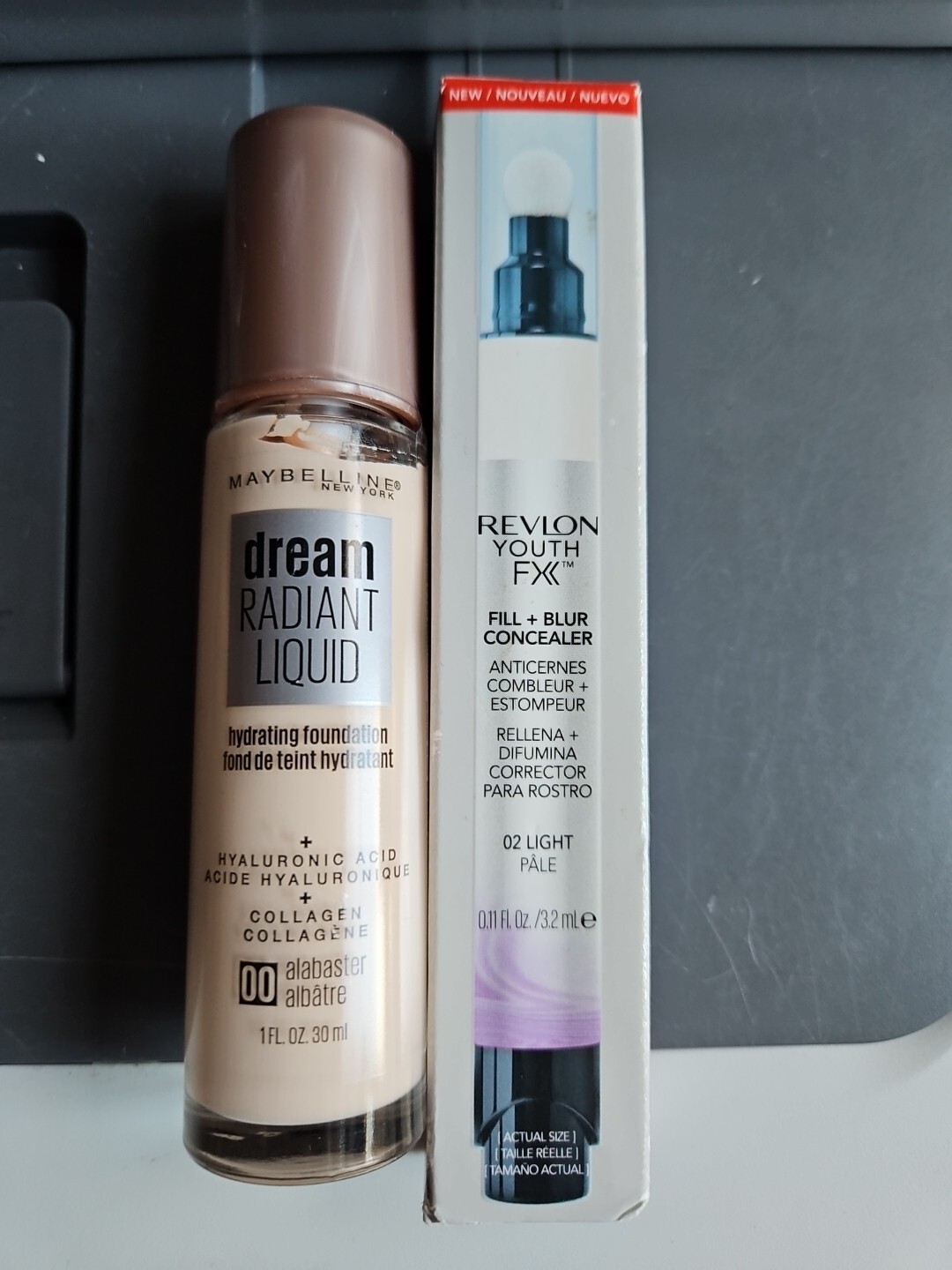 Maybelline Dream Radiant Foundation 00 Alabaster & Revlon Youth FX 02 Light Conc