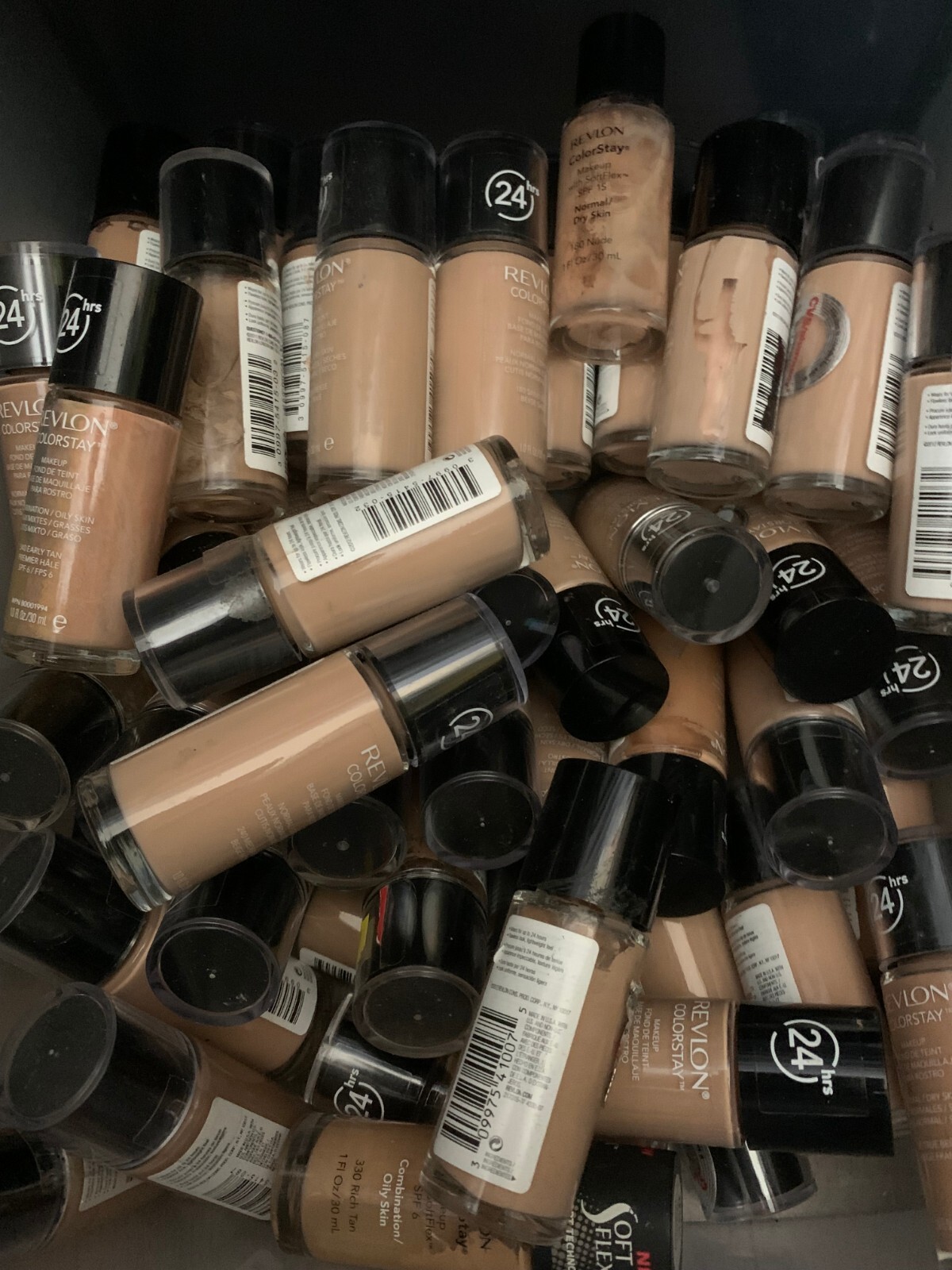 X20 Revlon Colorstay Foundation for Normal Dry Skin & Combination,GREAT MIX