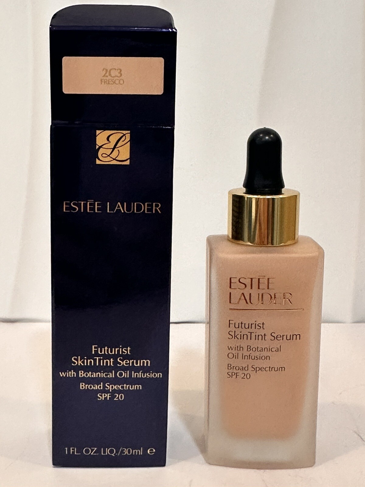 Estee Lauder~Futurist SkinTint Serum Foundation w/ SPF20~2C3 Fresco~1oz~NI