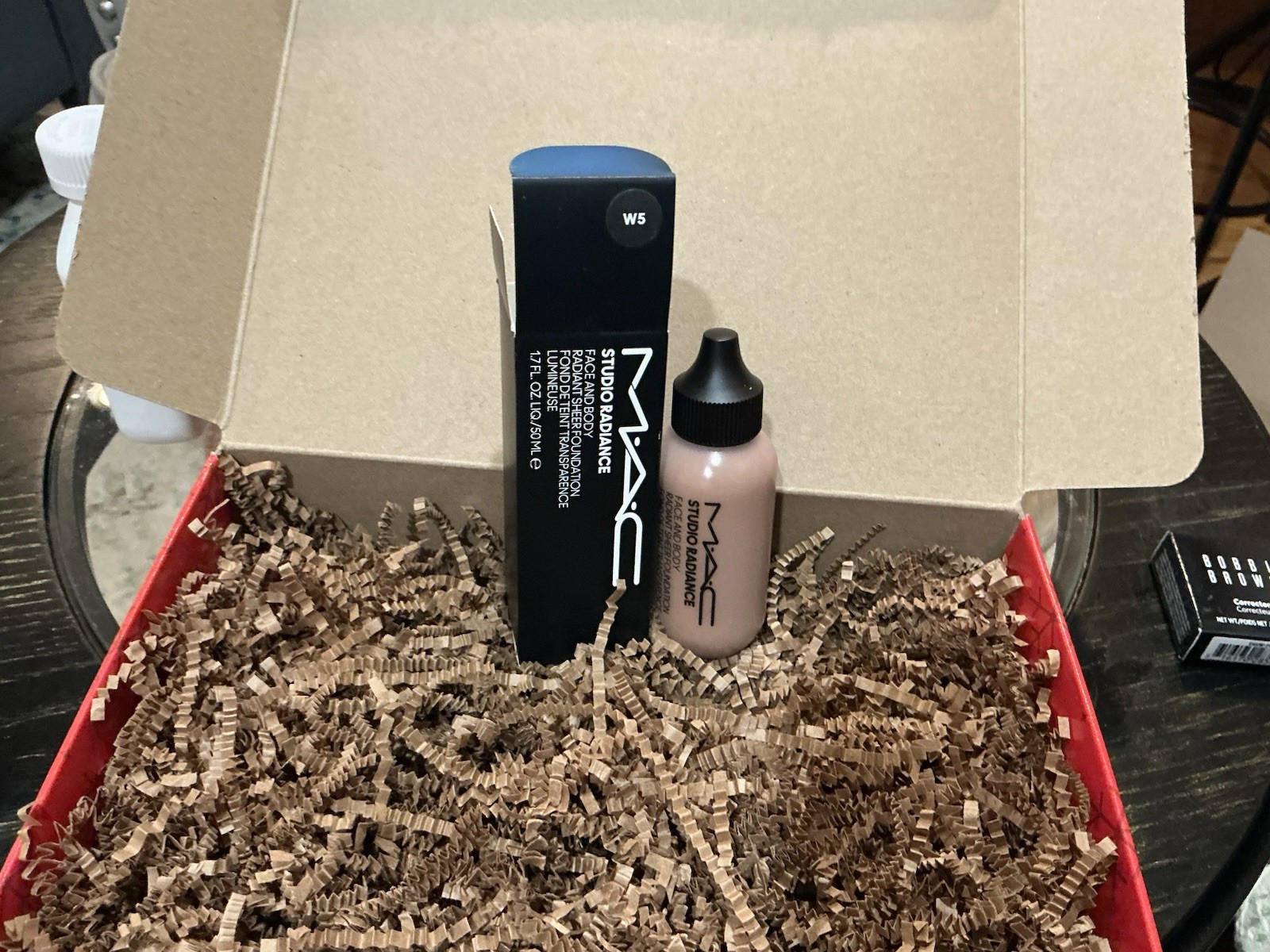 MAC COSMETICS STUDIO RADIANCE Face and Body 1.7 fl oz W5