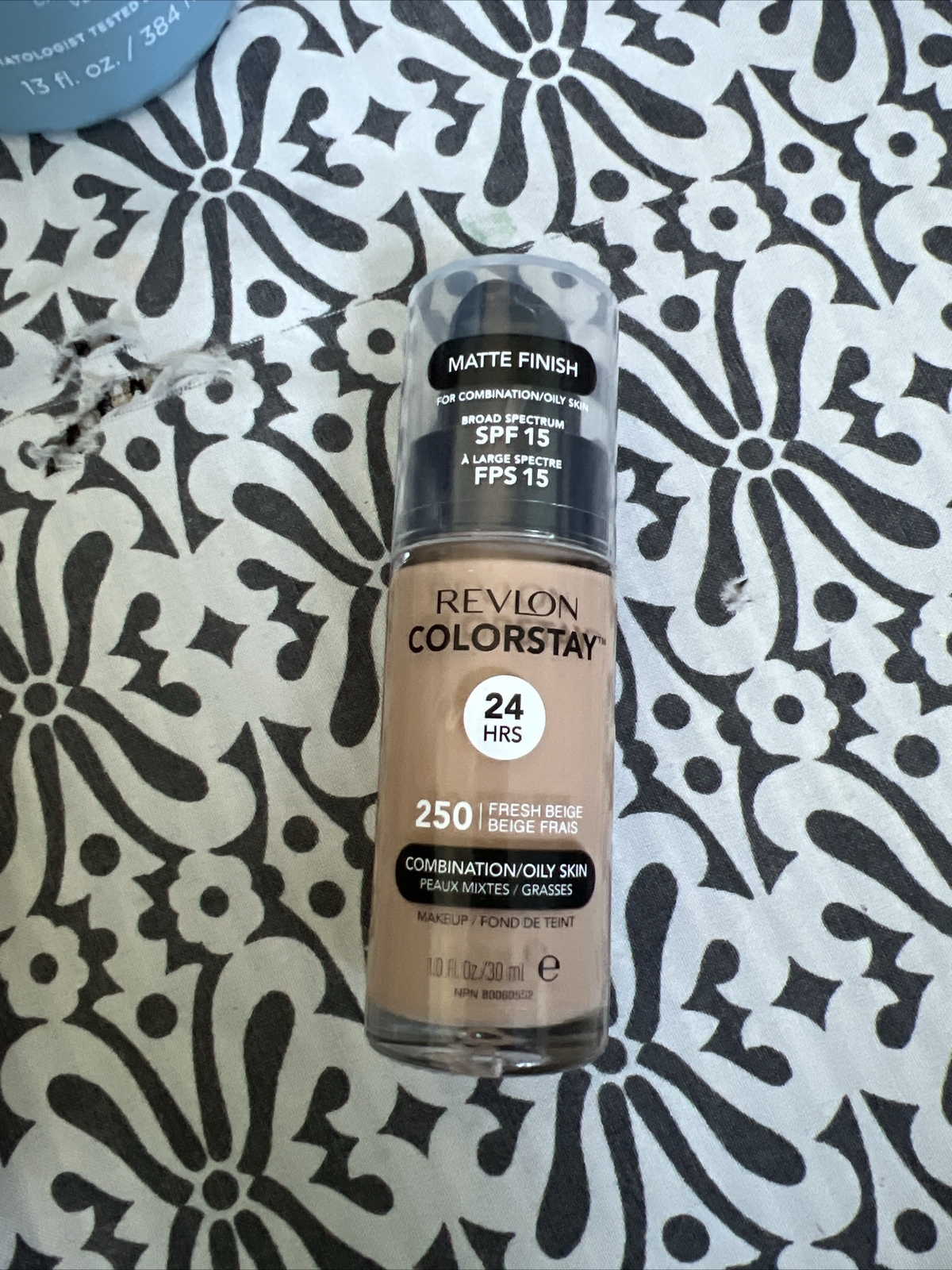 Revlon Colorstay 24HRS Matte Finish Foundation – Shade 250