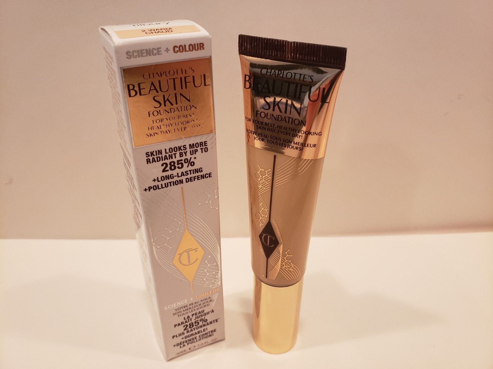 Charlotte Tilbury ~ Beautiful Skin Foundation ~ #4 Warm Chaud ~ NIB