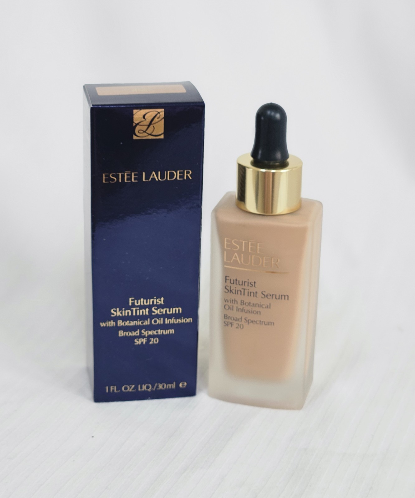 Estee Lauder Futurist Skintint Serum With Botanical Oil Infusion Spf 20 – 3C2