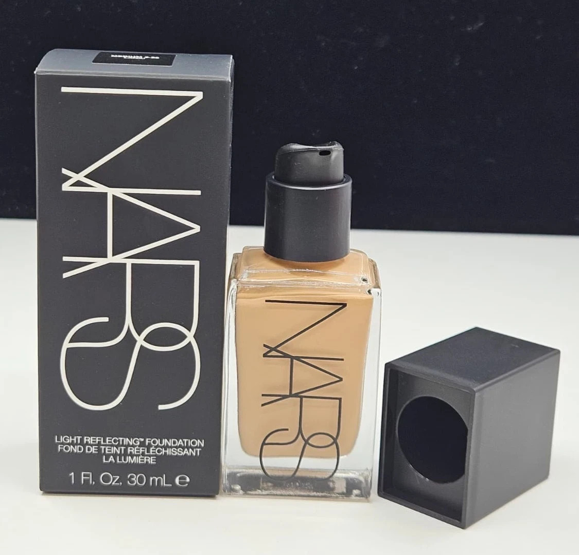 Nars Light Reflecting Foundation ~ LANAI Medium 2.25 ~ 30 ml / 1 fl oz – NEW