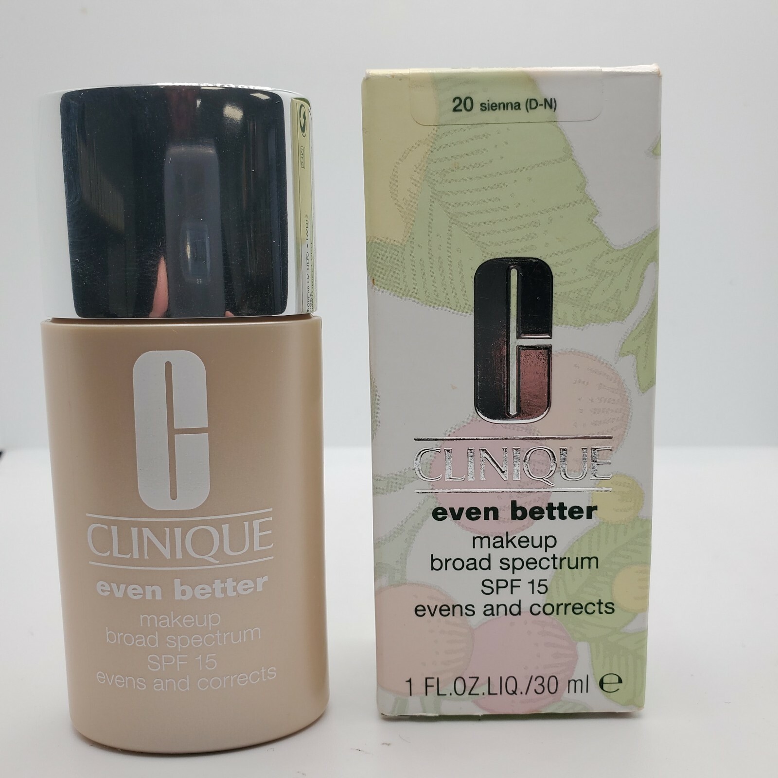 CLINIQUE Even Better Makeup Broad Spectrum SPF 15 (20 Sienna D-N) 6MNY-20