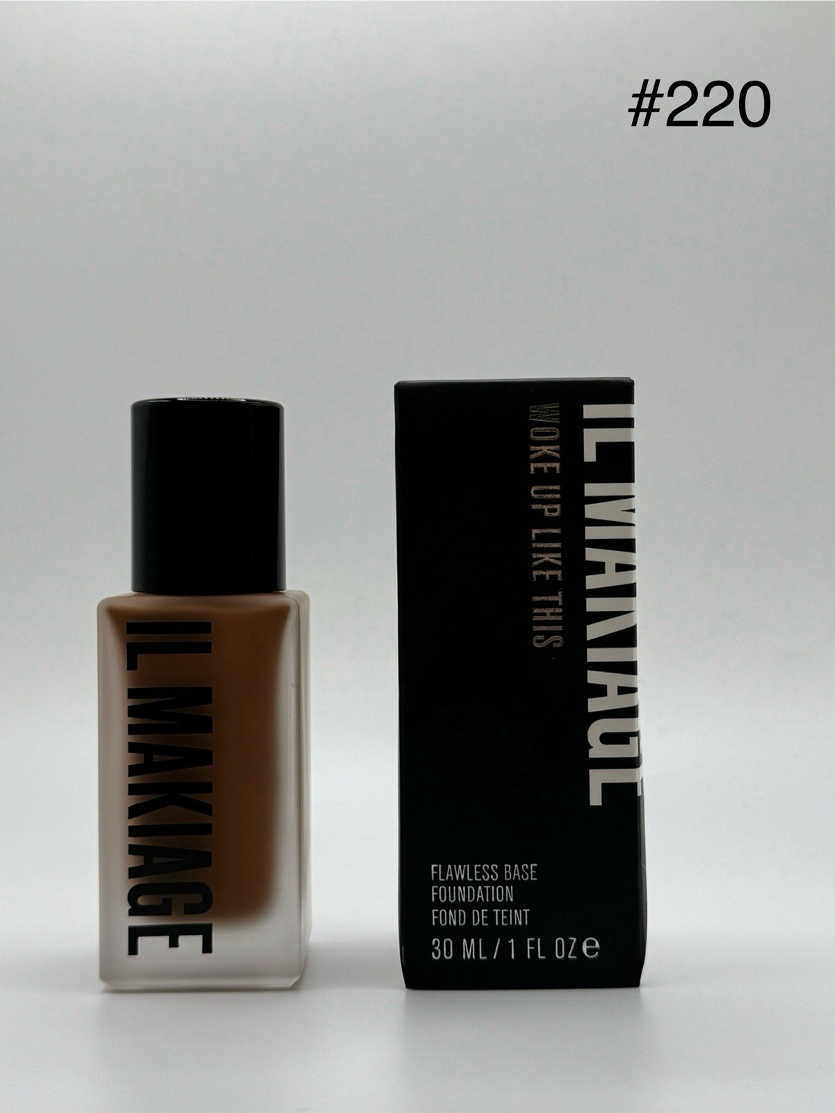 Il makiage Woke Up Like This Foundation #220