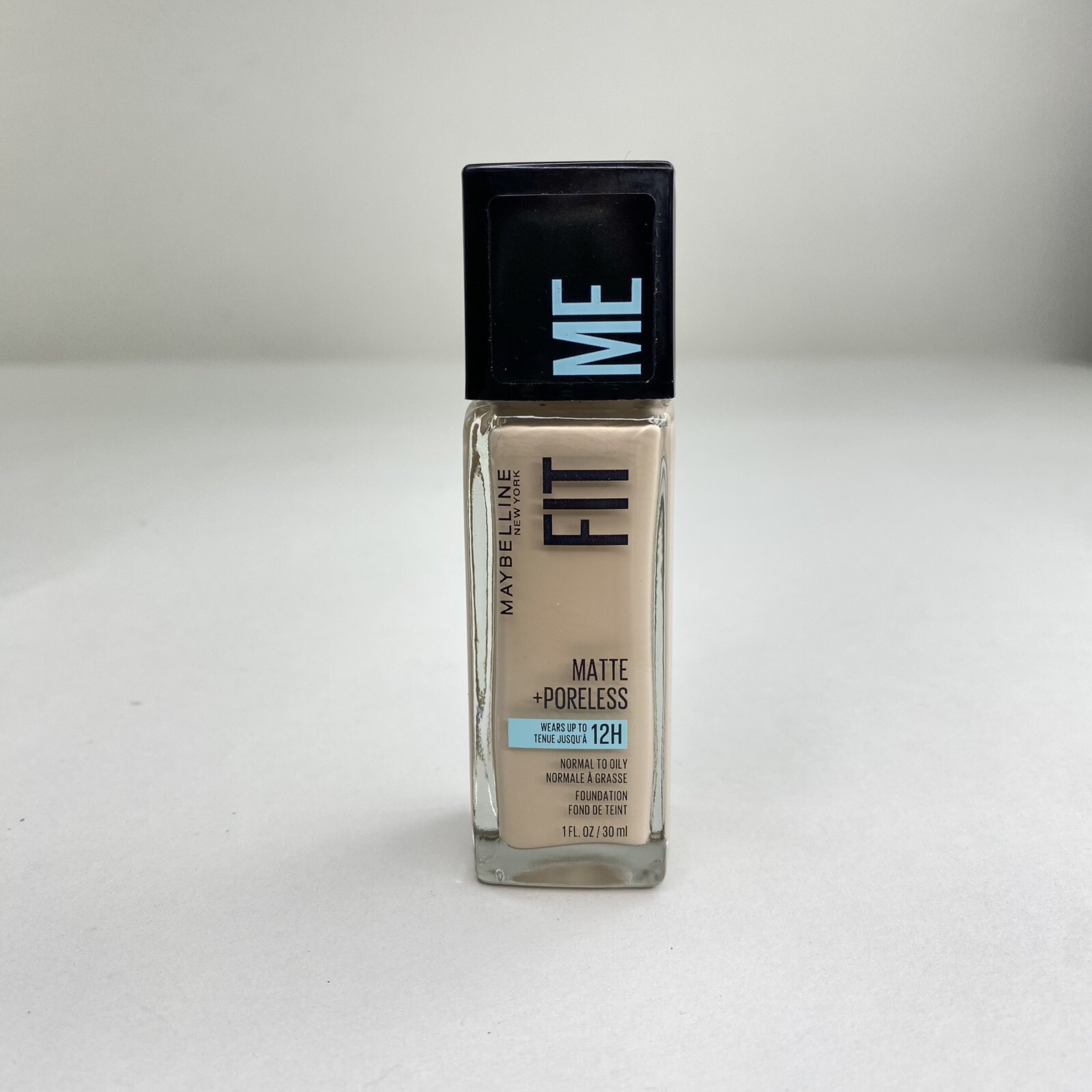 Maybelline New York Fit Me Matte +Poreless Foundation 102 Fair Porcelain 1 fl oz
