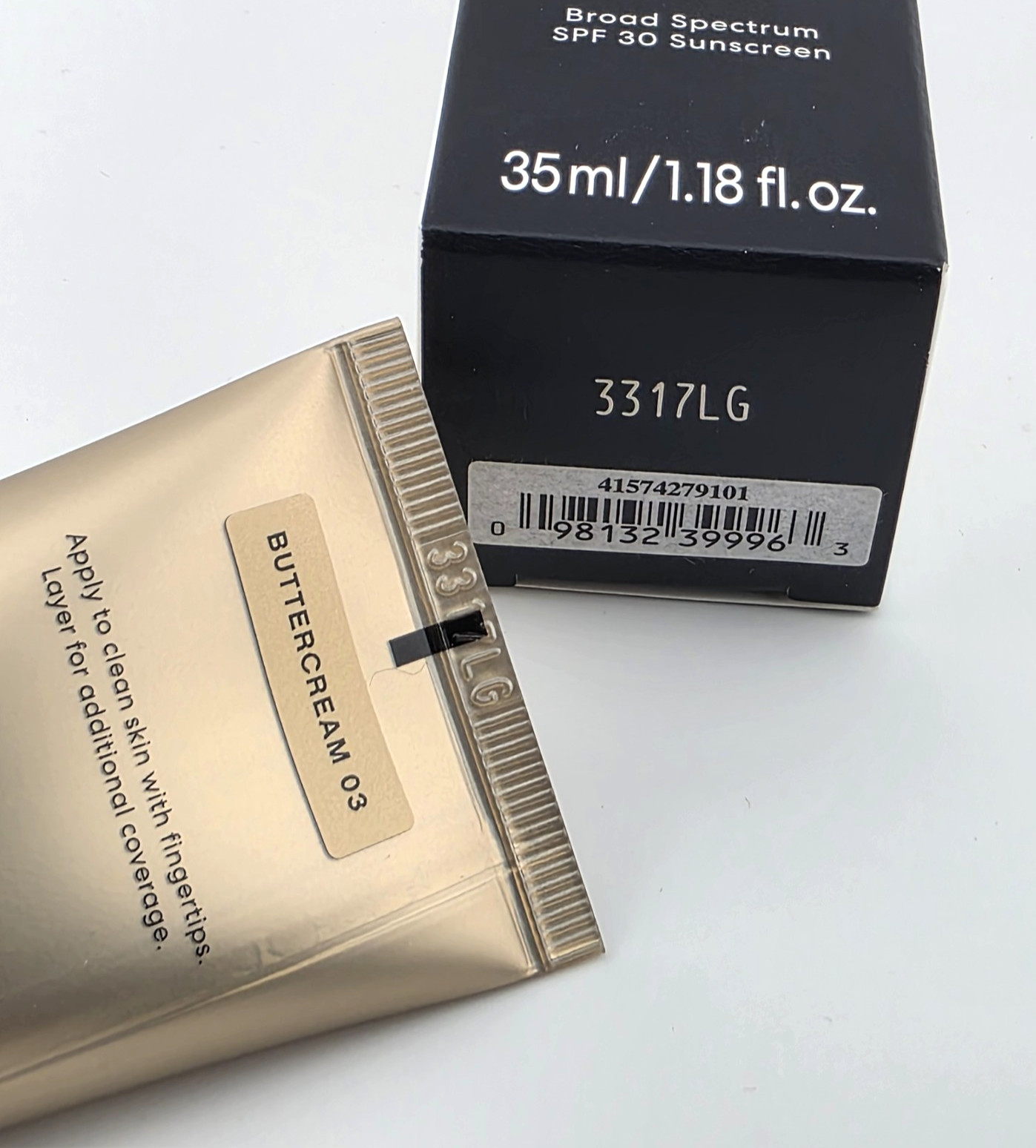 Complexion Rescue Tinted Moisturizer Gel-Cream SPF 30 Buttercream 03 / 1.18oz