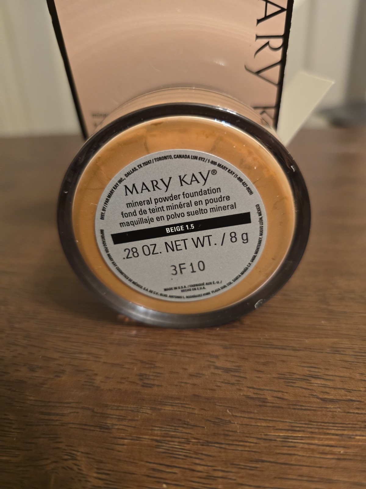 Mary Kay Mineral Powder Foundation .28 Oz /8g – Beige 1.5 – #040988 – NOS NIB