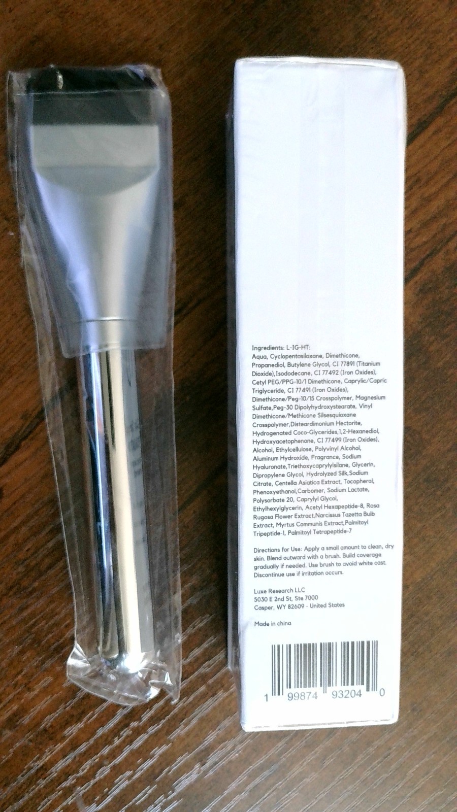 LUXE Color Changing Foundation + BRUSH for Medium Skin Tones ~ 30 ml SEALED