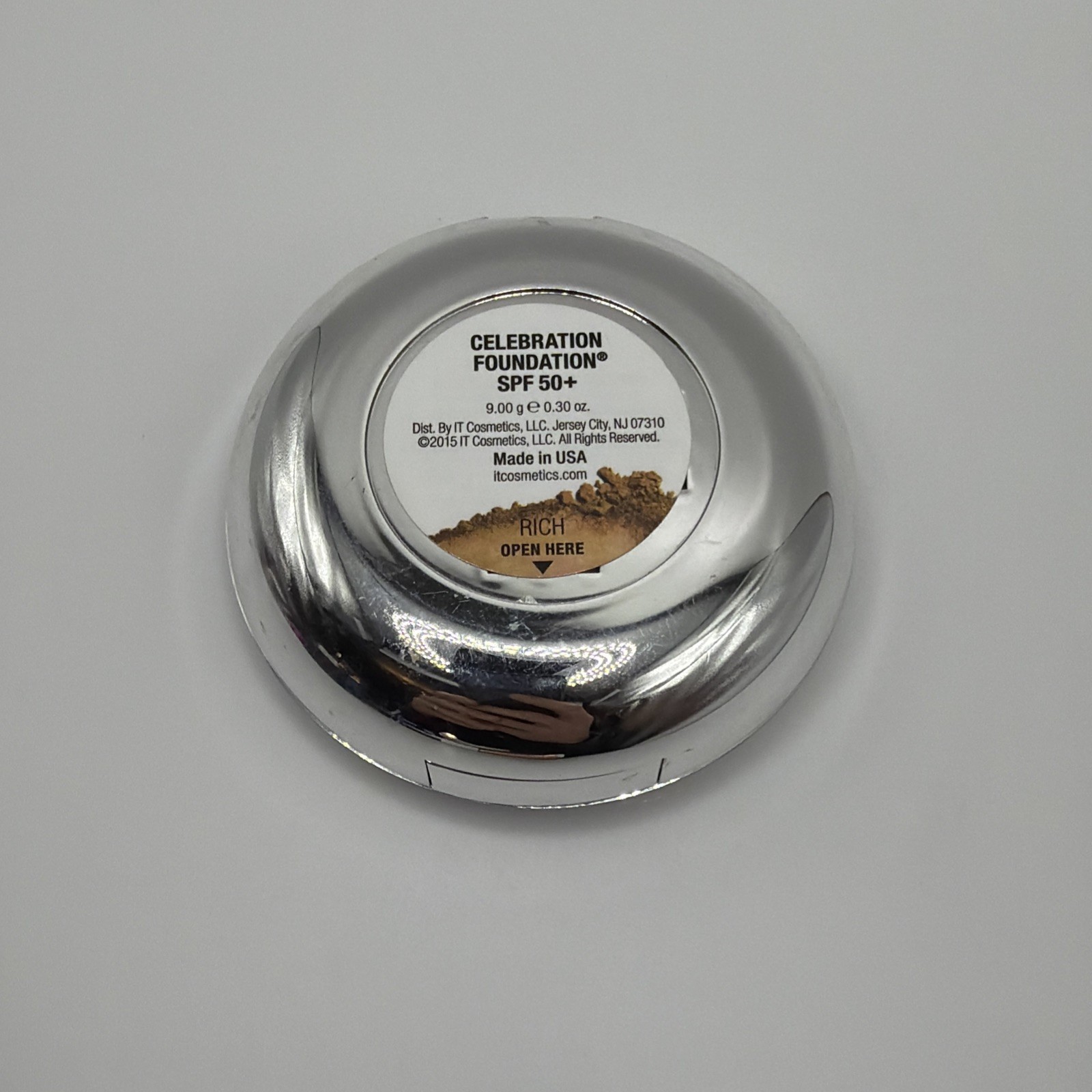 It Cosmetics Celebration Foundation SPF 50 + RICH – 0.30oz – SEE DESCR.