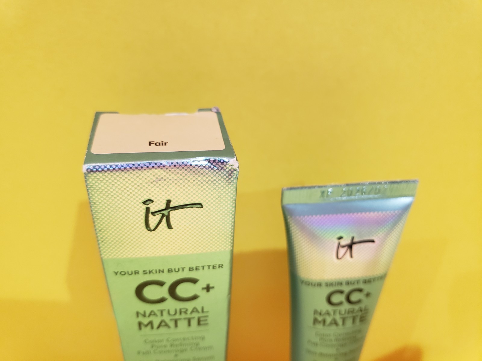 It Cosmetics~CC + Natural Matte Pore Refining Coverage Cream~FAIR 02/2026