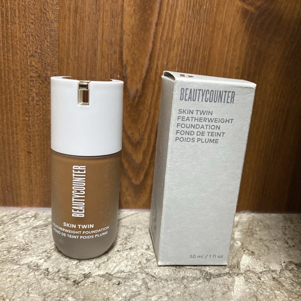 BeautyCounter Skin Twin Featherweight Foundation 1 Fl Oz Deep 620 new in box
