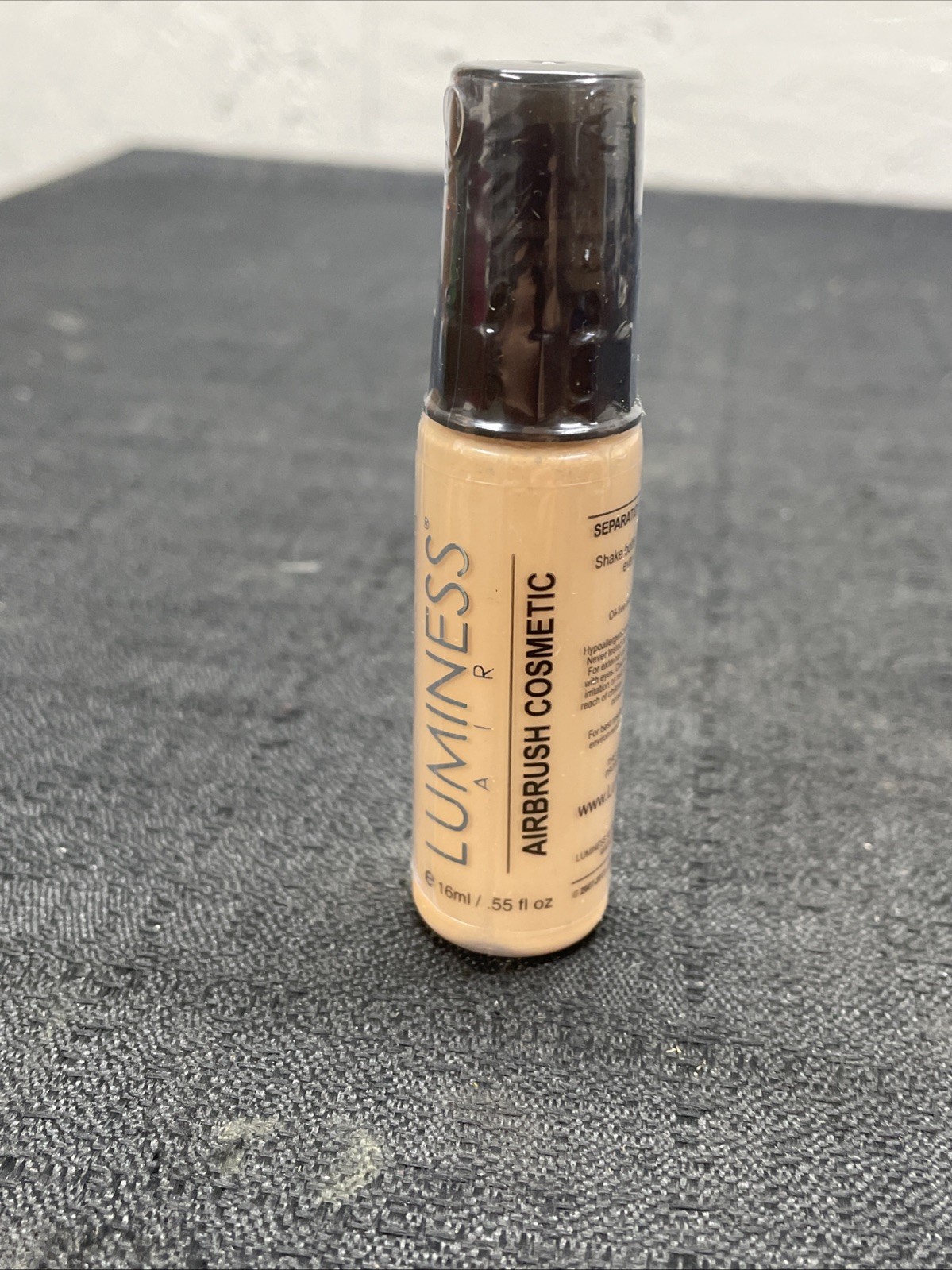 Luminess Air Airbrush Cosmetic, 0.55 FL OZ – SEALED foundation Shade 3