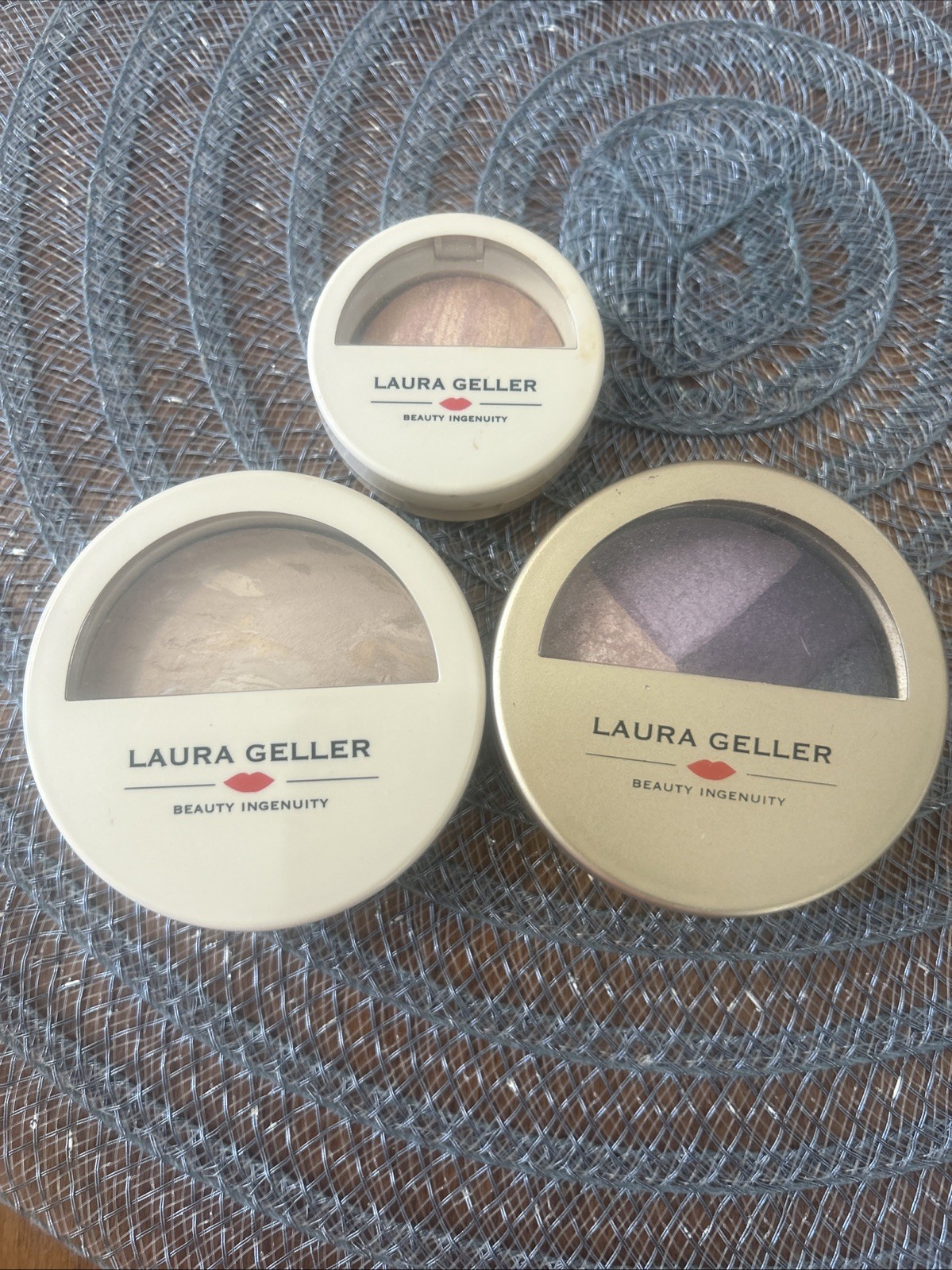 Laura Geller Foundation Highlighter And Baked Shadow Combo