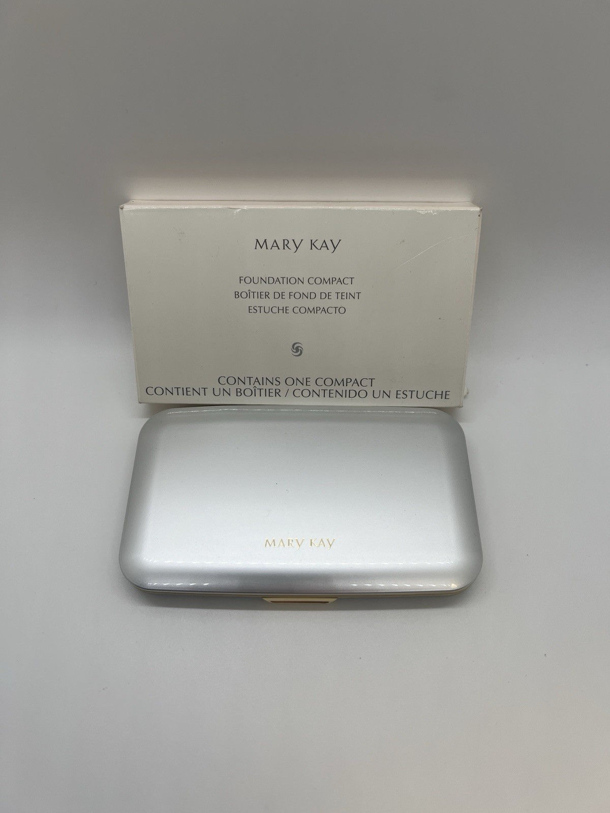Mary Kay Foundation Compact NIB