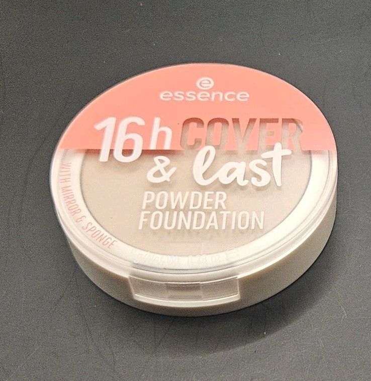 Essence 16h Cover & Last Powder Foundation 09 Soft Tan Matte Long Lasting 8g NEW