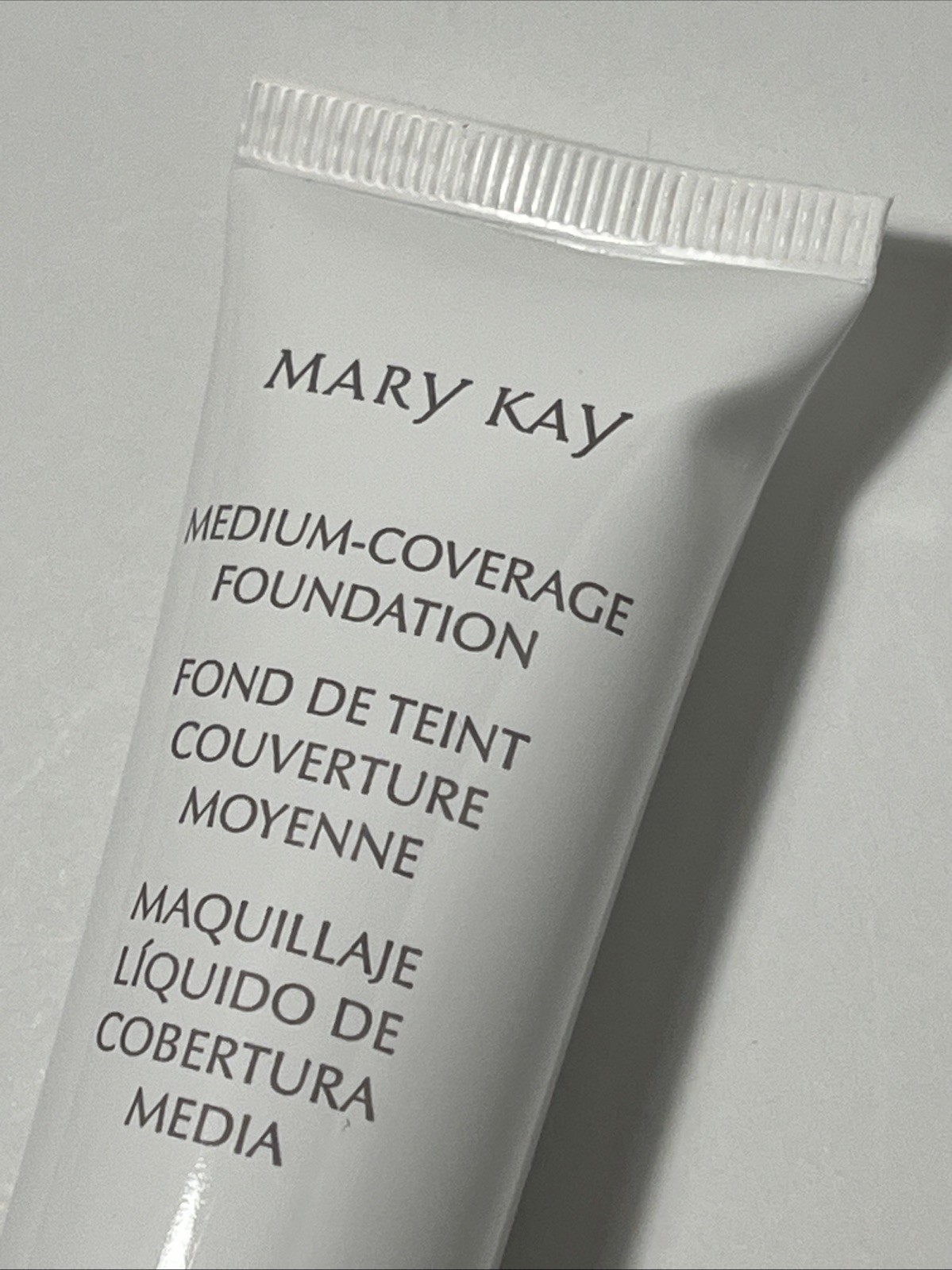 Mary Kay Medium Coverage Foundation BEIGE 400 #357000 Pink Cap Discontinued NIB
