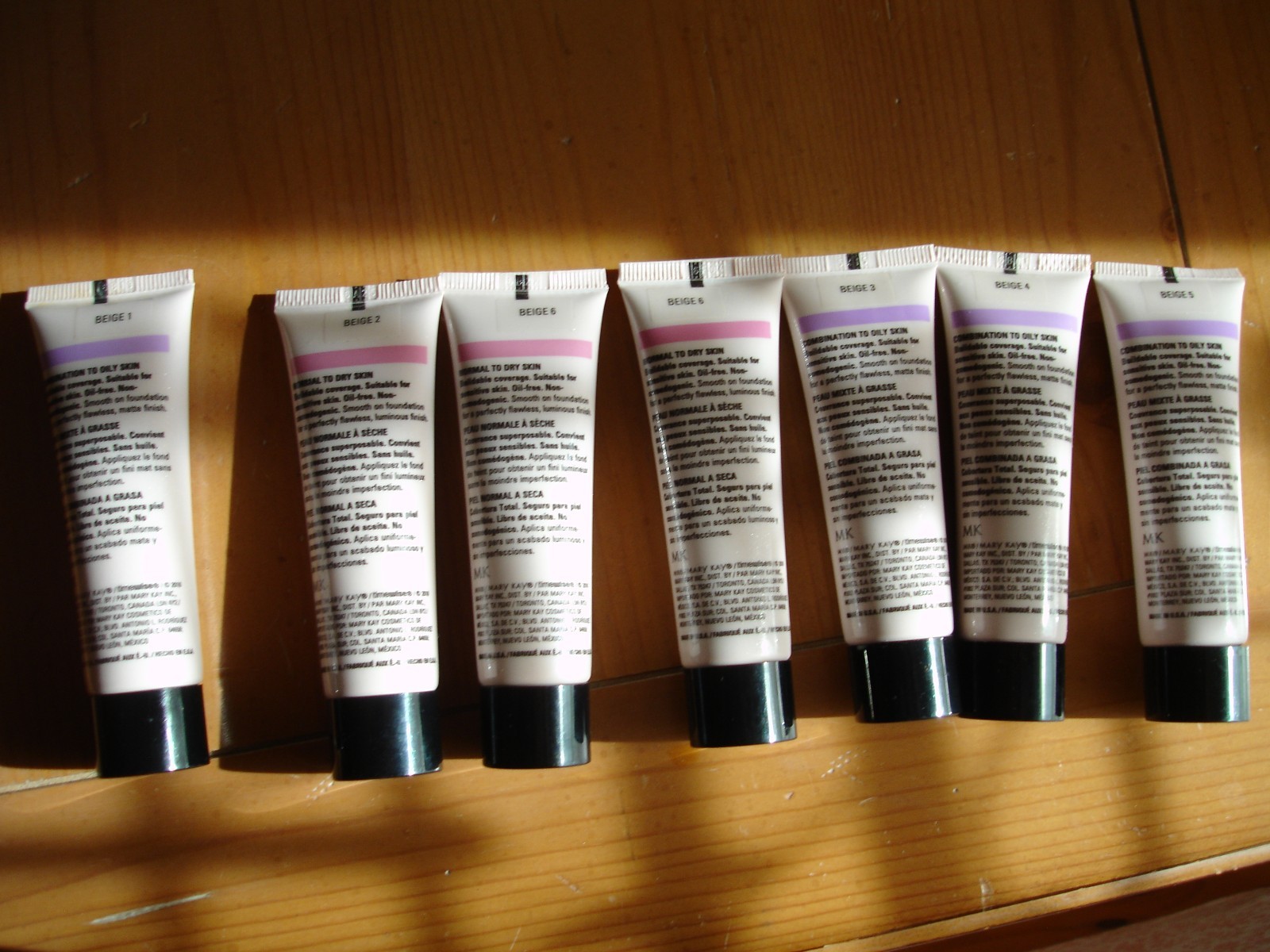 Mary Kay Timewise luminous-wear liquid foundation 1 OZ IVORY 4 normal-dry no box