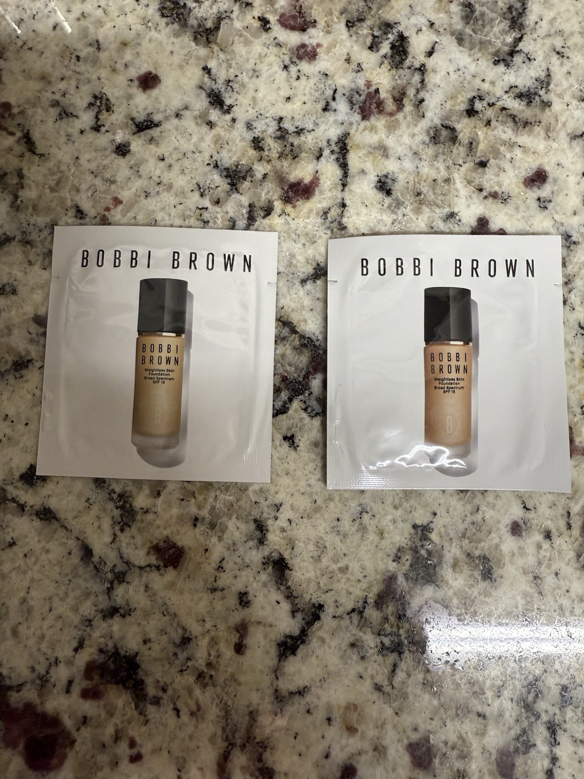 2*BOBBI BROWN Weightless Skin Foundation SPF 15 Cool Ivory C-026 ,0.05oz/1.5ml*2