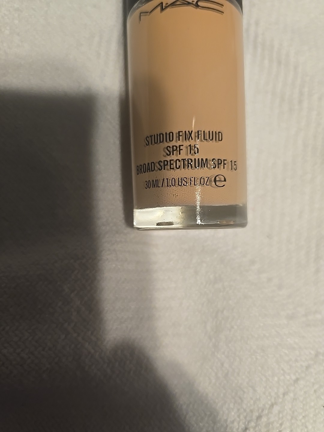 Mac NW15 STUDIO FIX FLUID SPF15
