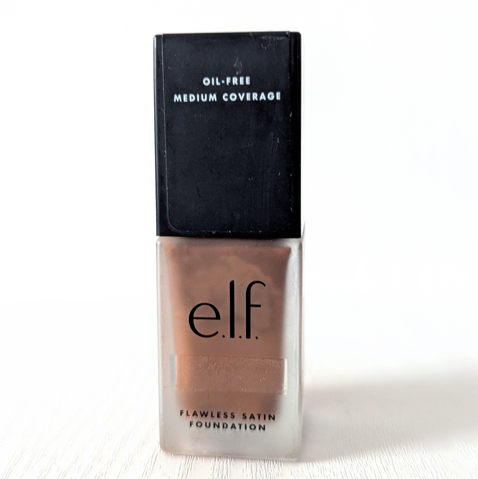 ELF Flawless Liquid Satin Foundation Oil Free Vegan #560 CHOCOLATE 0.68 fl.oz
