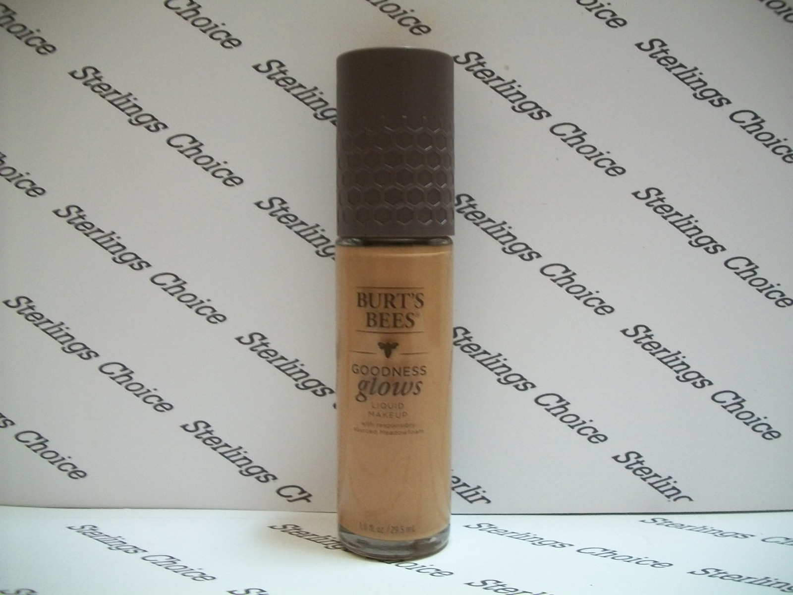 Burt’s Bees Goodness Glows Liquid Makeup #1061 Deep Maple