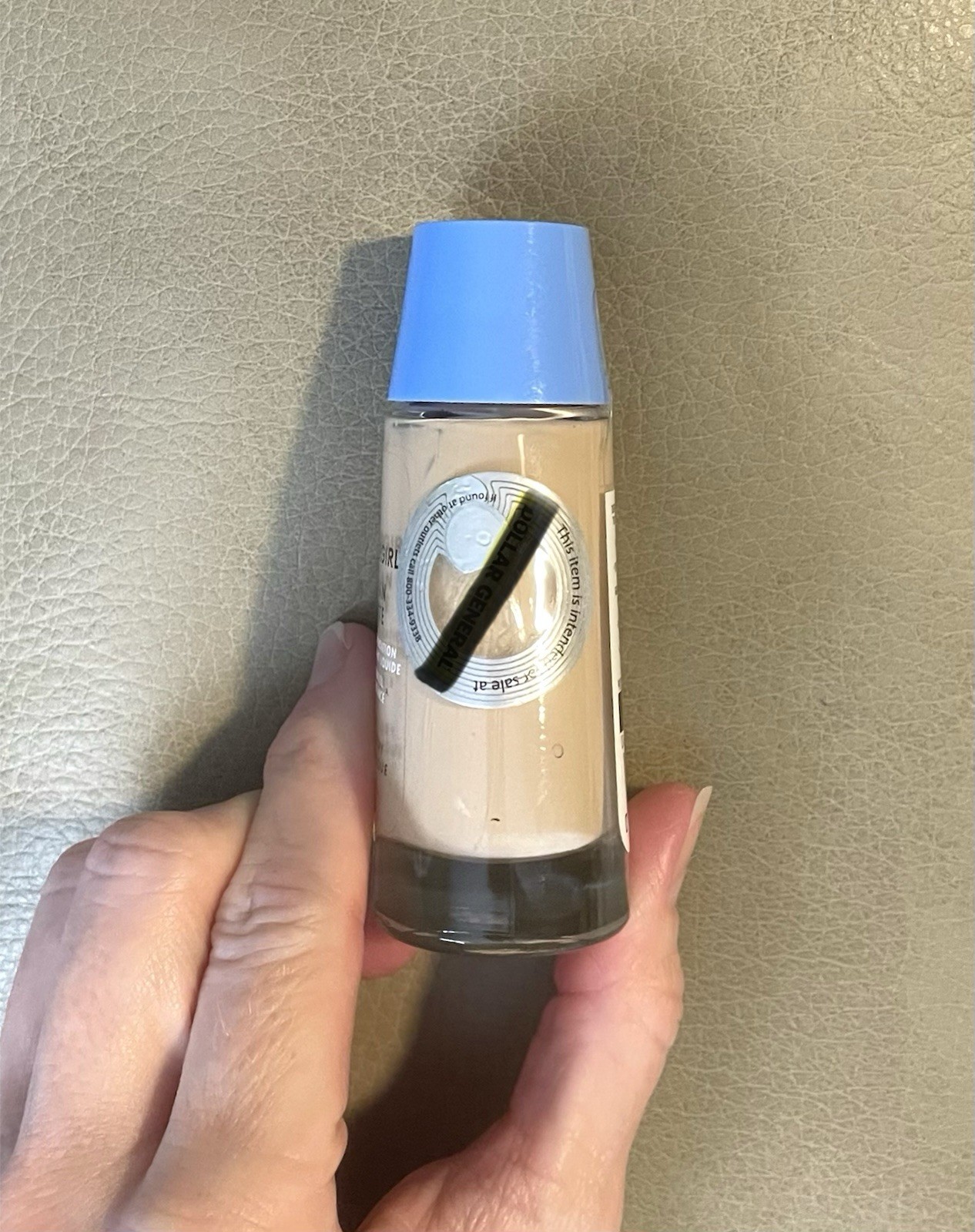 *NEW* CoverGirl Clean Matte Liquid Foundation – Classic Ivory #510 – 1 FL OZ