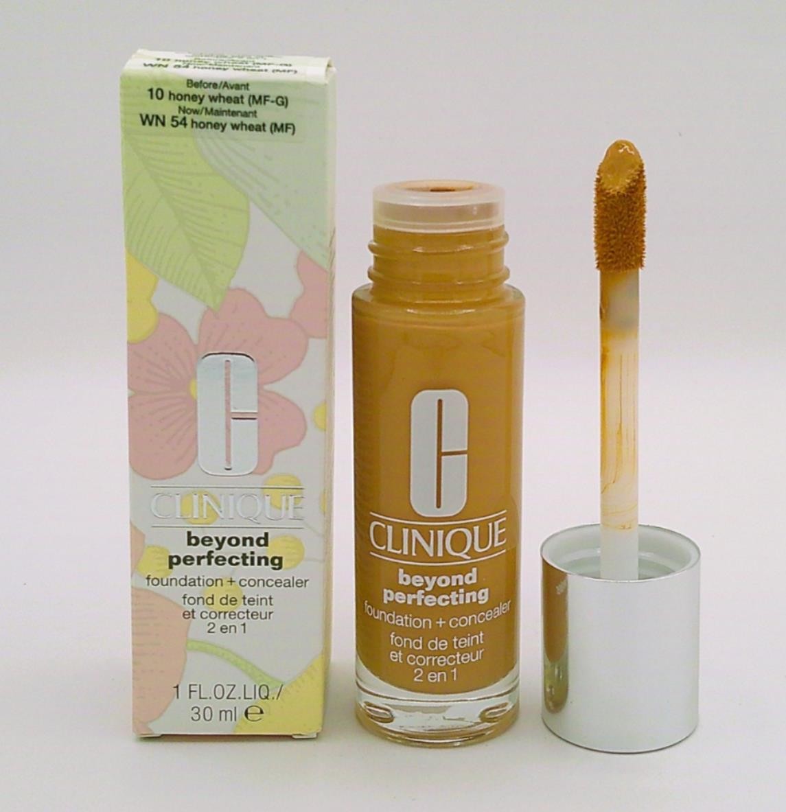 Clinique Beyond Perfecting Fond de Teint WN 54 HONEY WHEAT 30ml *NEW IN BOX*