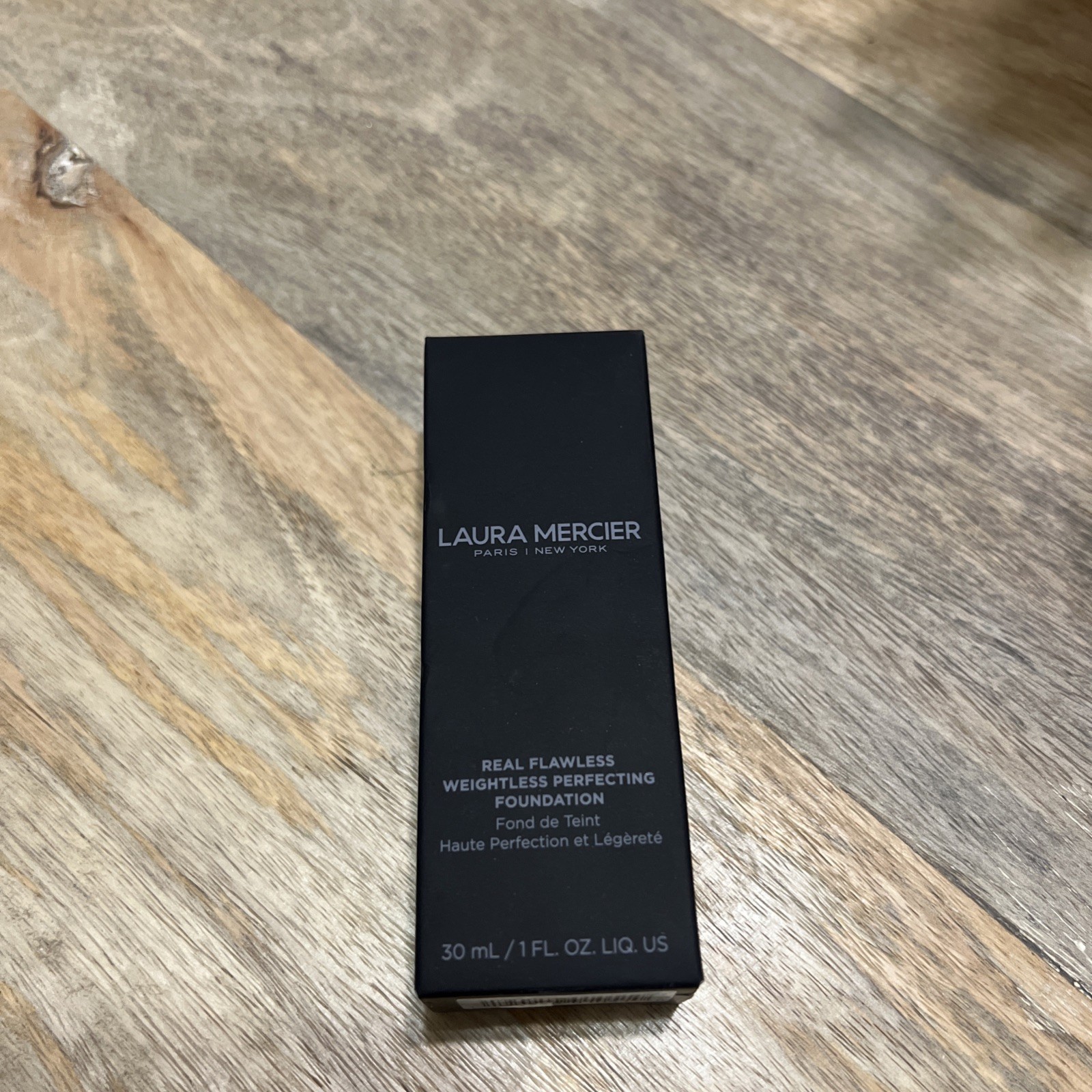 Laura Mercier Real Flawless Foundation 1 oz 2N2 Linen NEW IN BOX