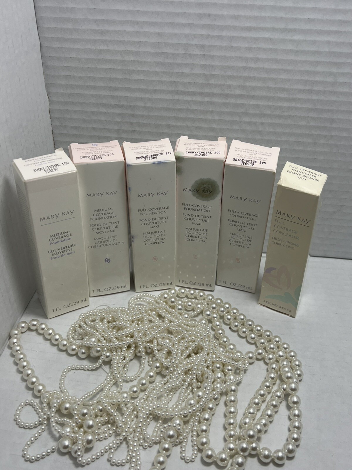 Mary Kay FULL & MEDIUM COVERAGE FOUNDATION, YOU CHOOSE, NEW IN BOX!