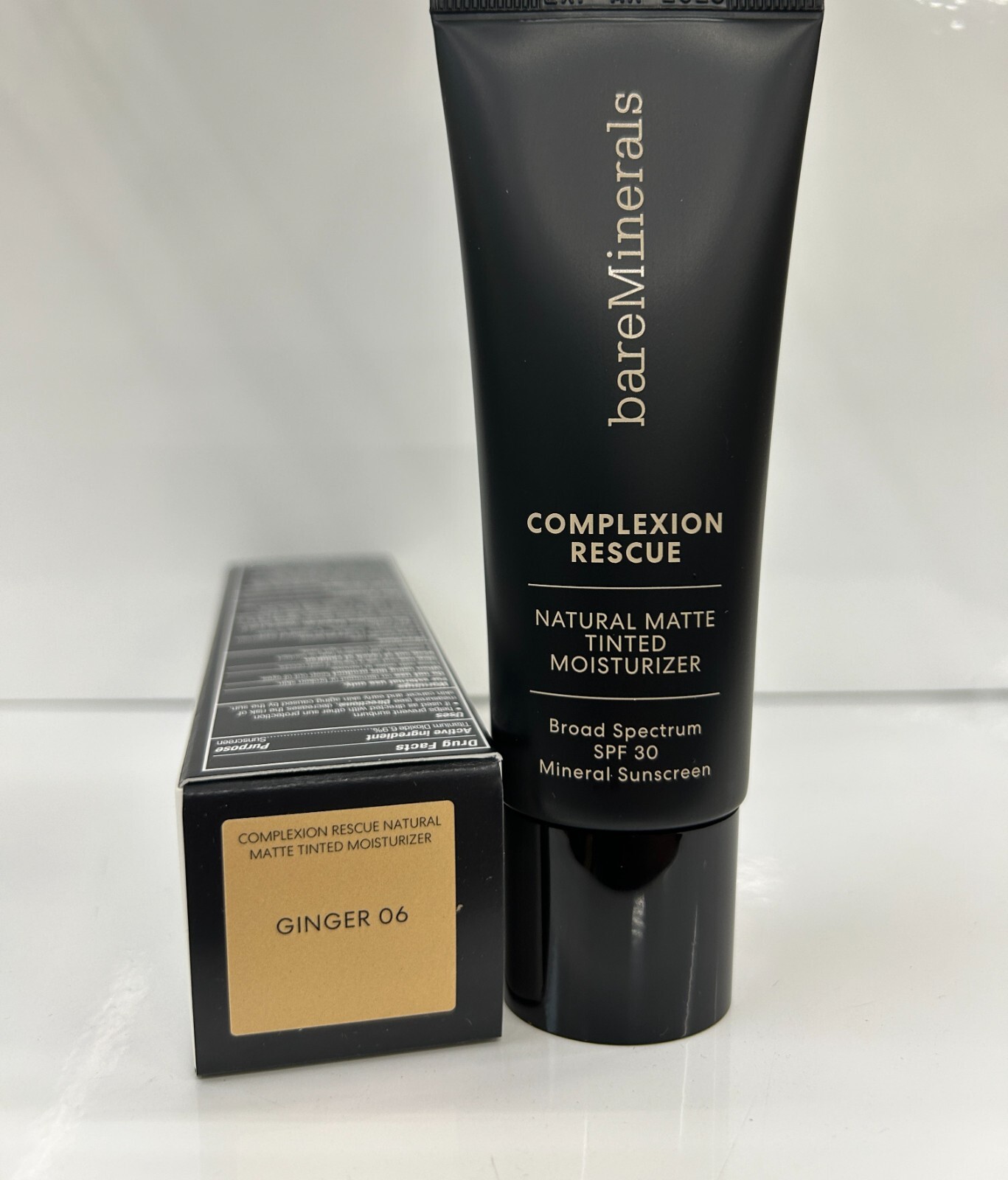 bareMinerals Complexion Rescue Matte Tinted Moisturizer SPF 30 -GINGER 06