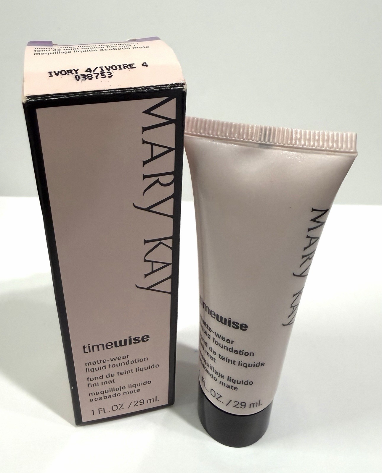 Mary Kay Timewise Matte-Wear Liquid Foundation Ivory 4 1 FL OZ NEW In Box