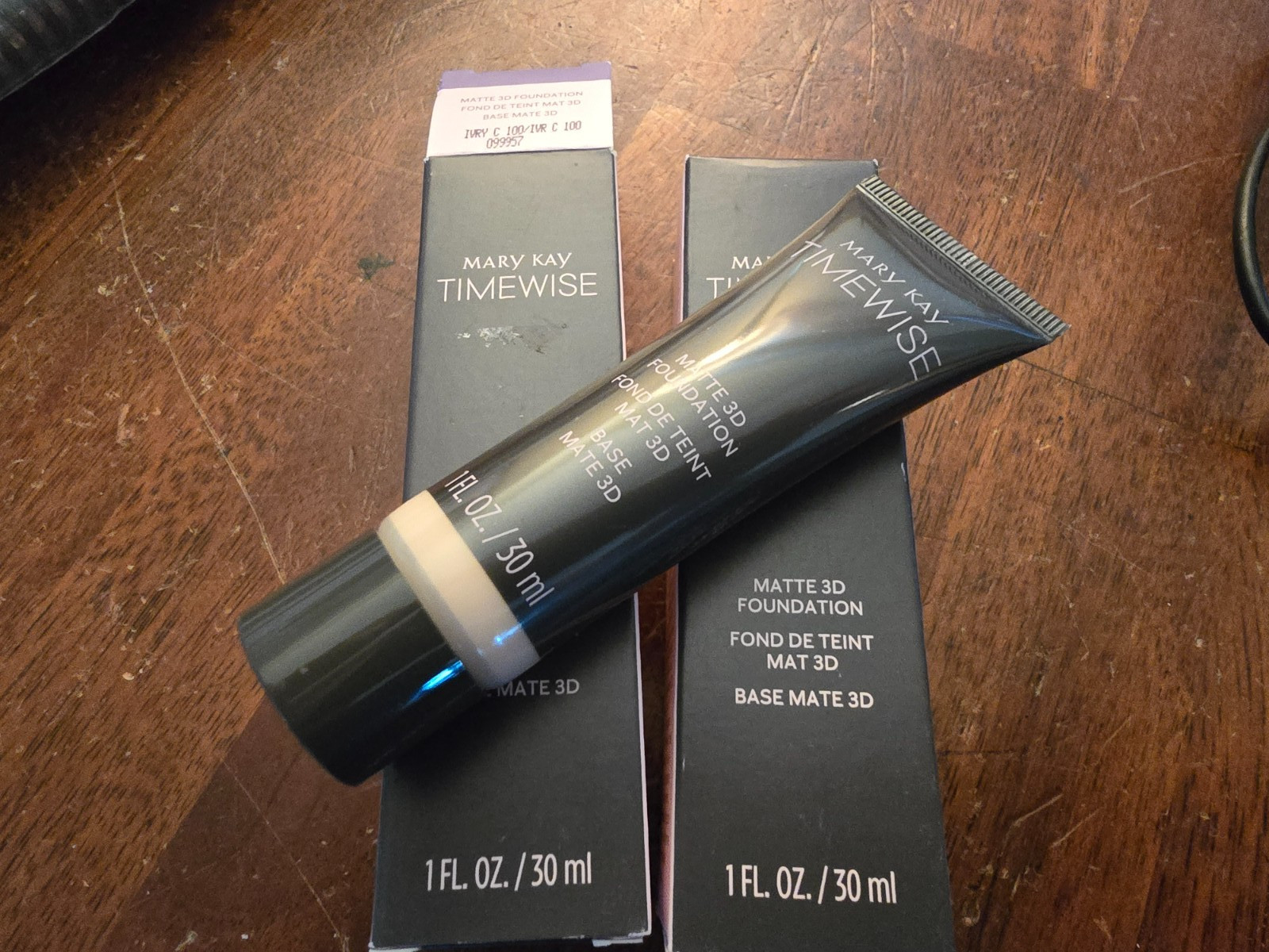 Set of 2 MARY KAY TimeWise Matte 3D Foundations Ivory C 100 #099957 – Free Ship