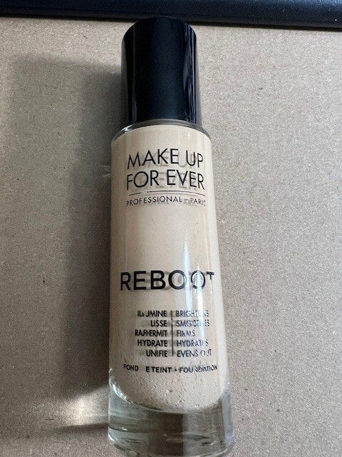 Make Up For Ever Foundation 1.01 Fl Oz Reboot Y244 New No Box Free Shipping