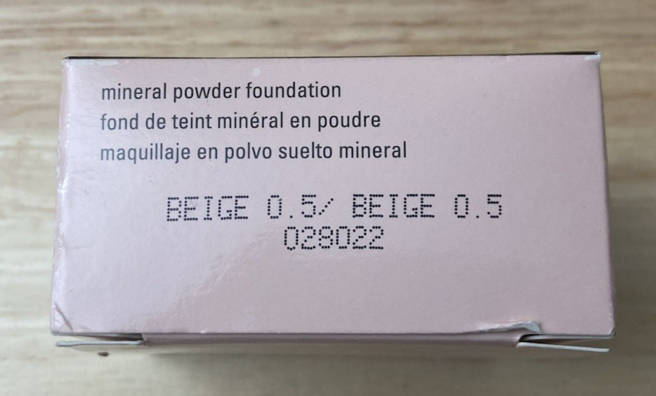 Mary Kay 028022 Beige 0.5 Mineral Powder Foundation .28oz (New in Box)