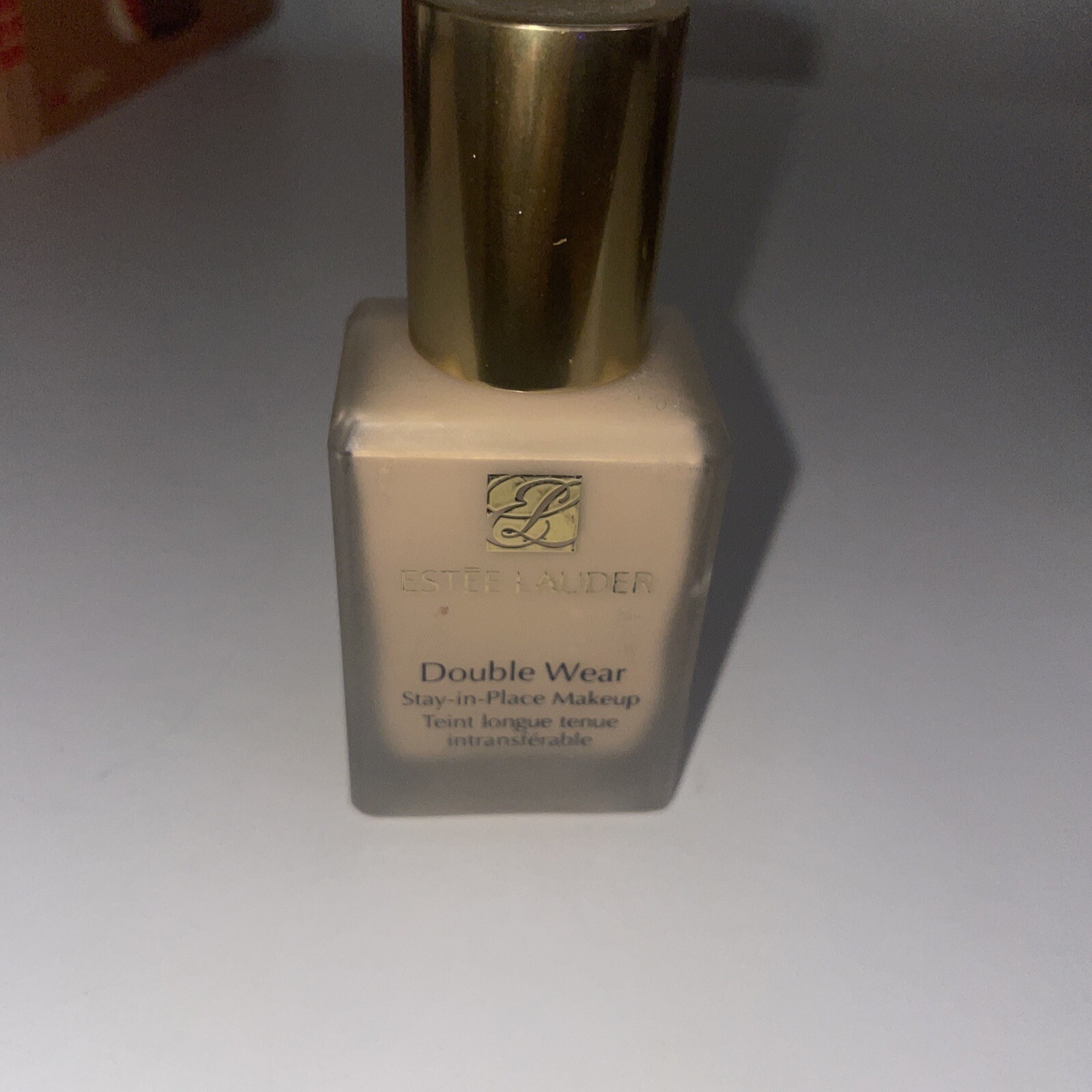 $48 – Estee Lauder *Double Wear* Stay-in-Place Foundation (1W1 – Bone) 1oz